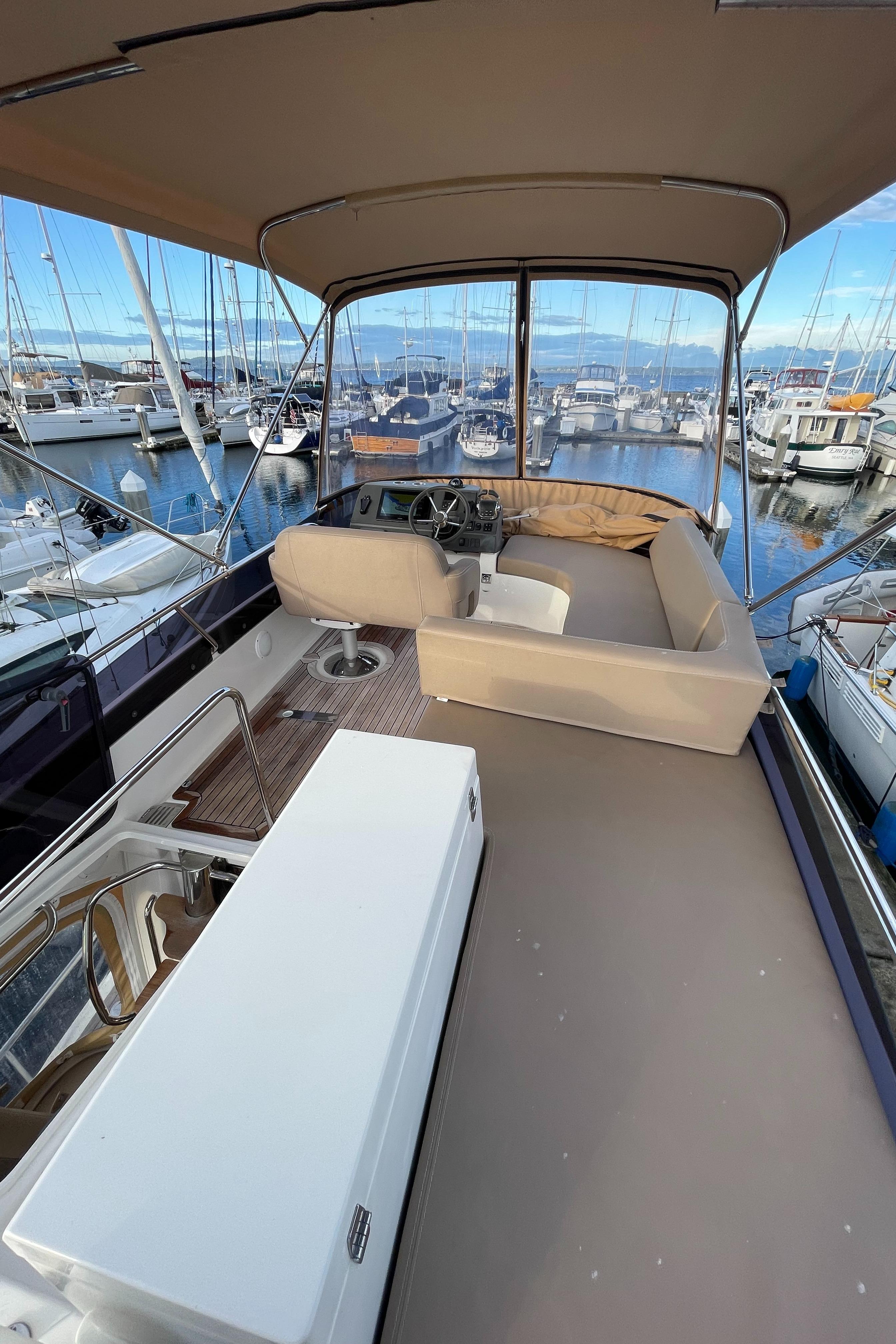 Crew Quarters Yacht for Sale 44 Nimbus Yachts Seattle, WA Denison