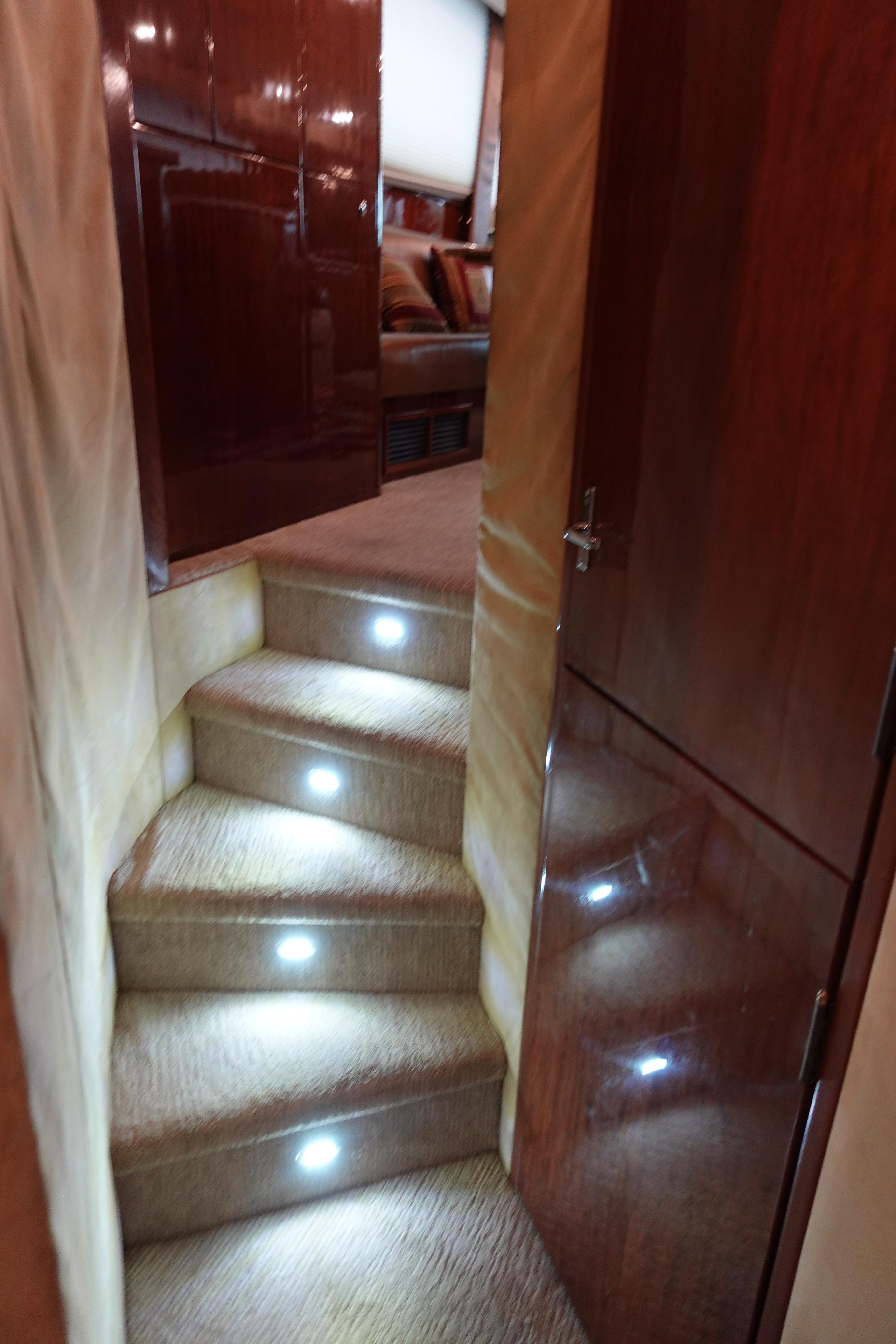 Donzi-Z-65 Tounament Fisherman 1988 -NY-US-Interior of 1988 Donzi Z-65 Tournament Fisherman with illuminated carpeted stairs.-9438541 | Thumbnail