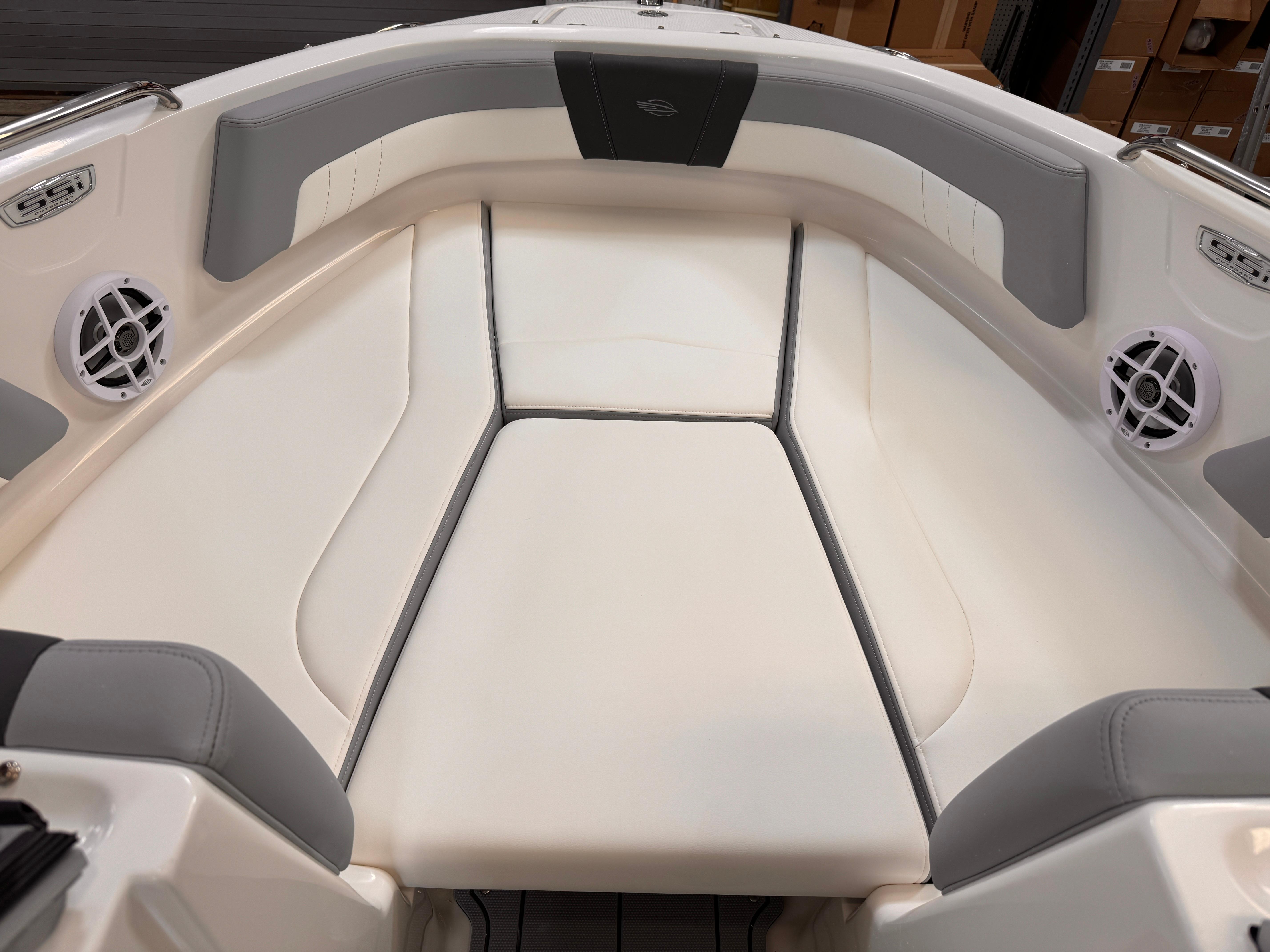 2025-chaparral-21-ssi-ob-power-9748541-20250405132819153-1_xlarge