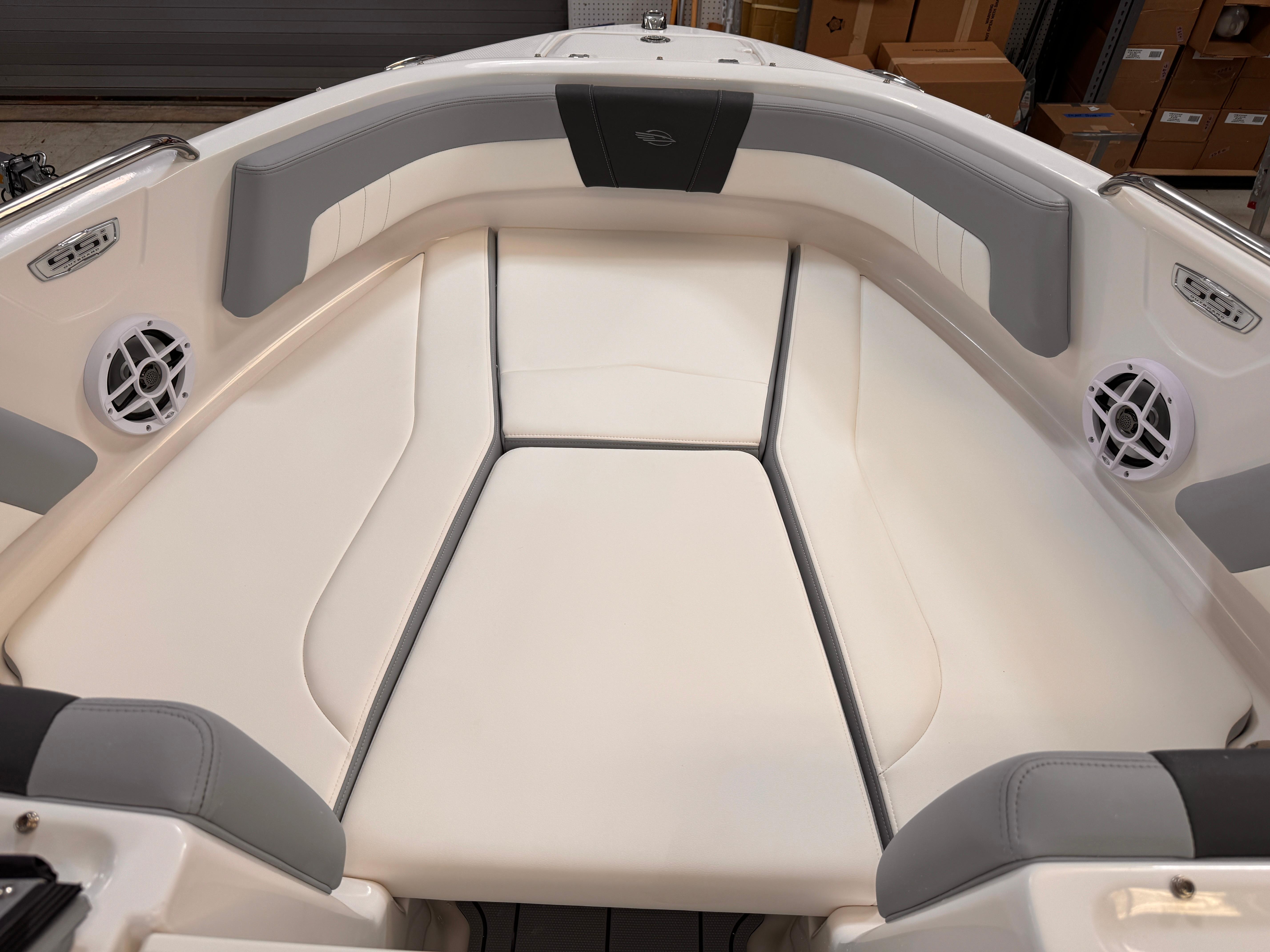 2025-chaparral-21-ssi-ob-power-9748541-20250405132831209-1_xlarge