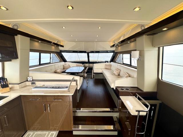 2019-carver-c52-command-bridge-power-9628546-978264974-0-140520251743-66