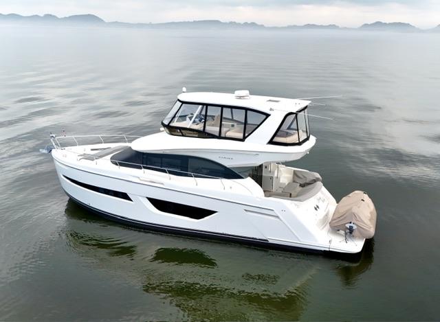 2019-carver-c52-command-bridge-power-9628546-978264978-0-140520251743-10