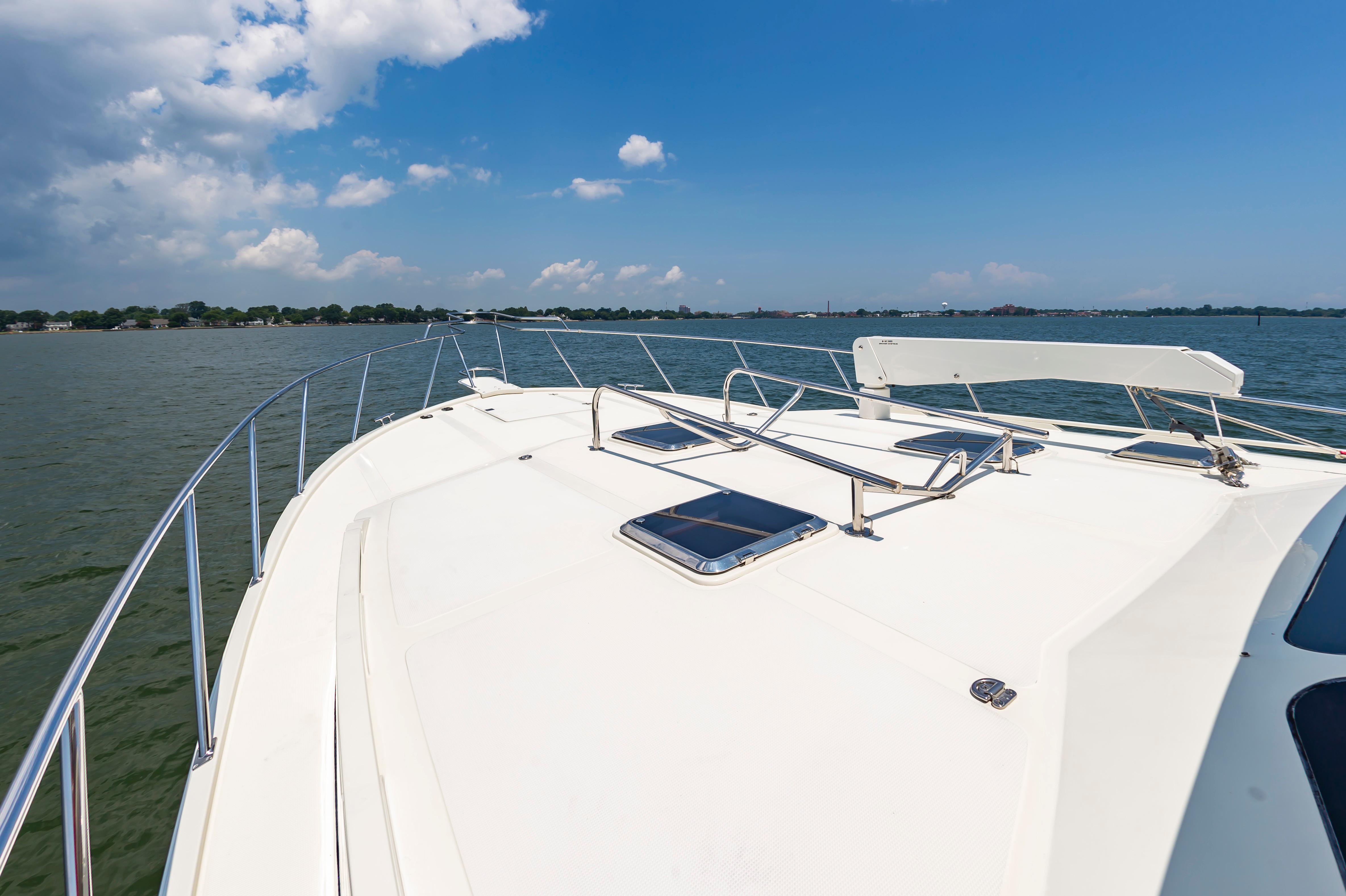 2016 Mikelson 50' S/F, Foredeck view