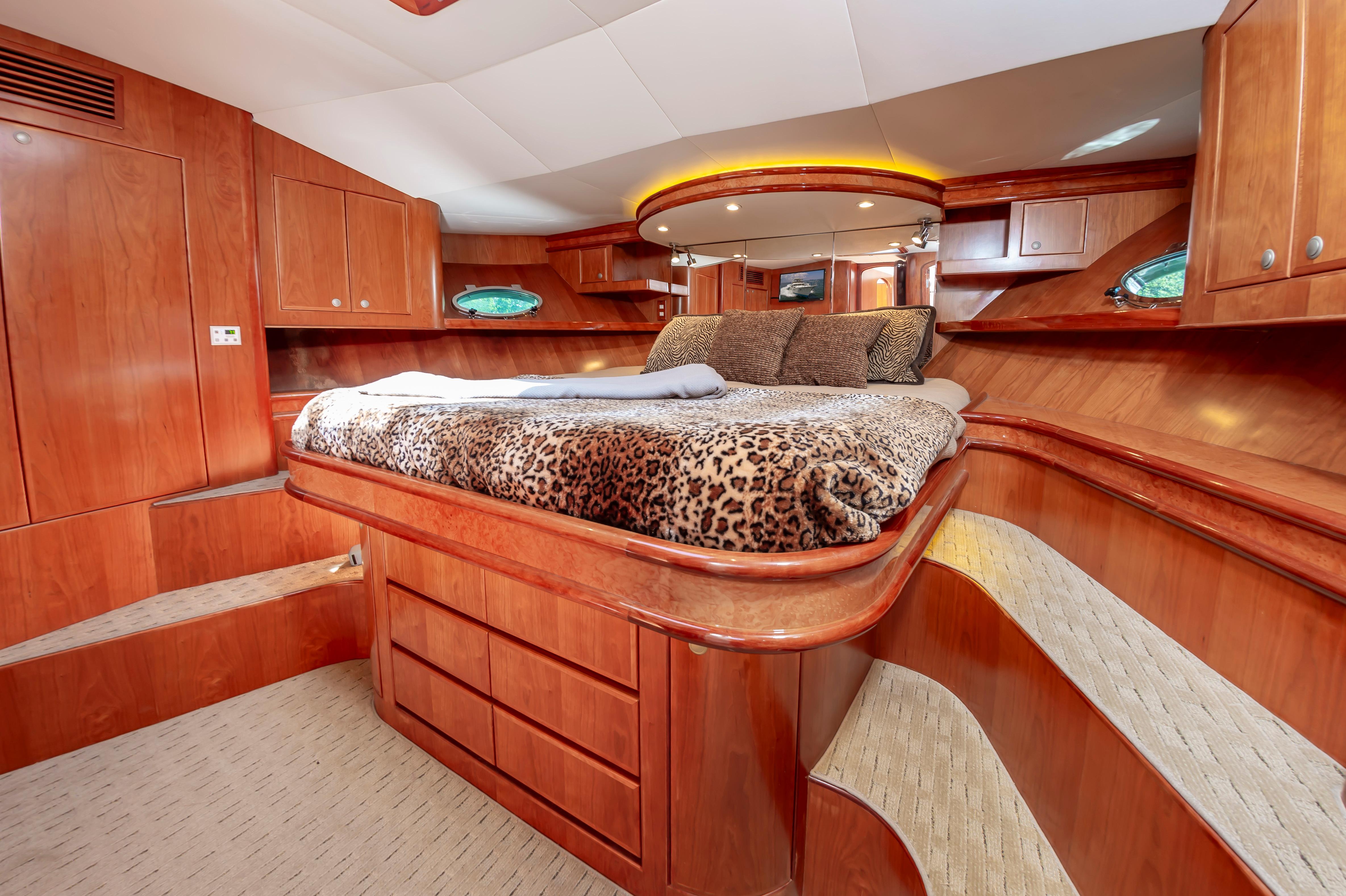2016 Mikelson 50' S/F, Master Stateroom picture 3