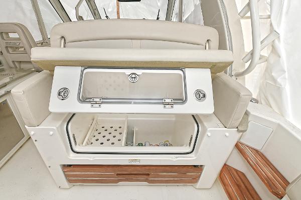 38' Boston Whaler, Listing Number 100913702, - Photo No. 7