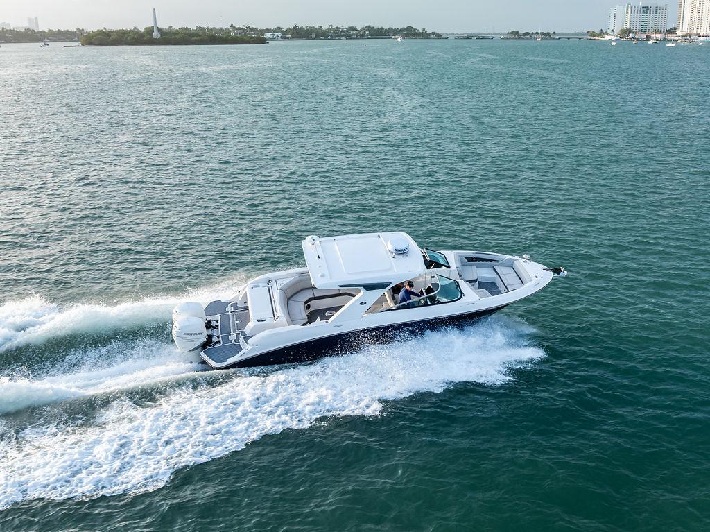 2021-sea-ray-350-slx-ob-power-9758555-20250414121348437-1_XLARGE
