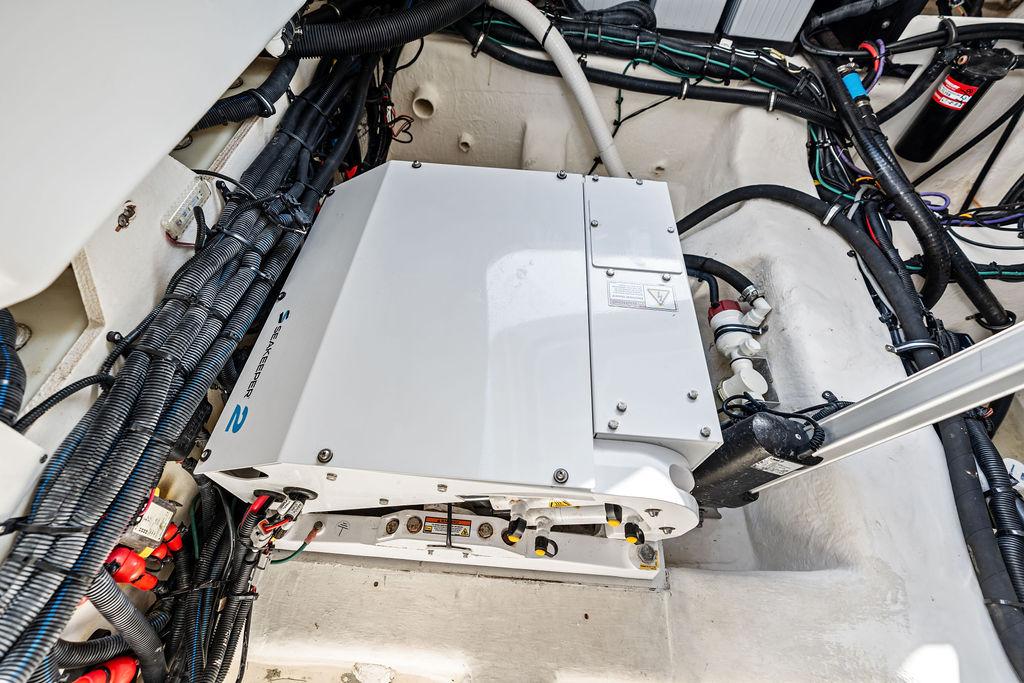 2021-sea-ray-350-slx-ob-power-9758555-20250414121352438-1_XLARGE