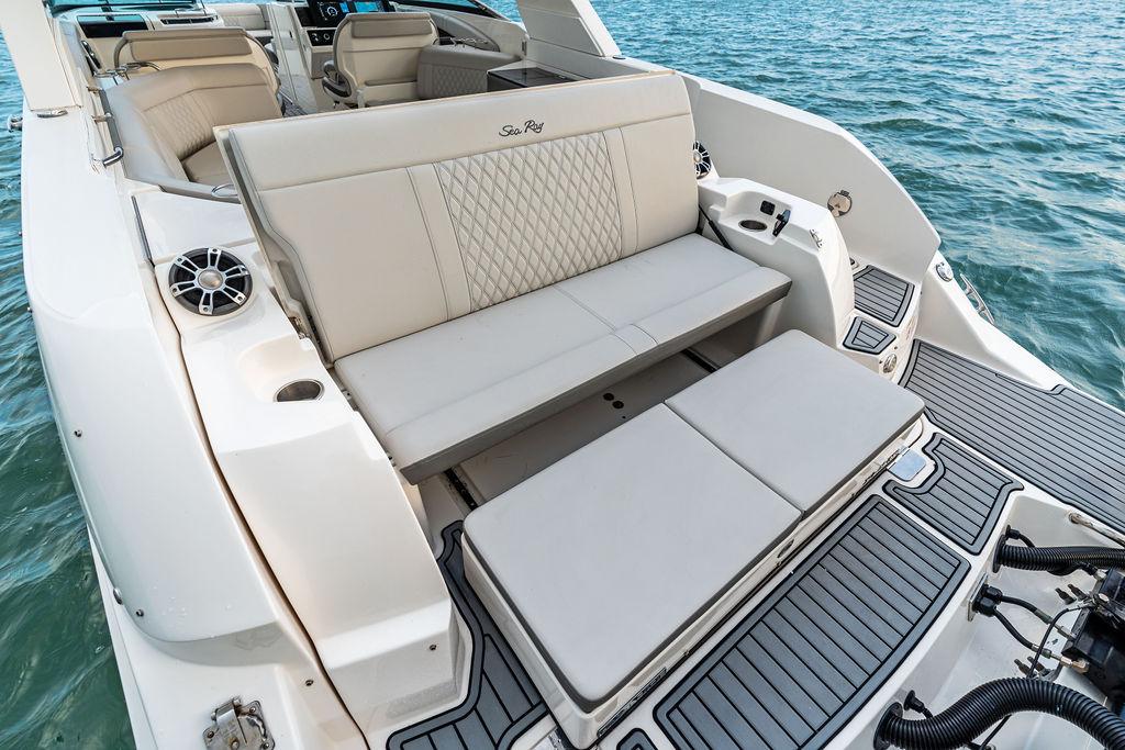 2021-sea-ray-350-slx-ob-power-9758555-20250414121424669-1_XLARGE