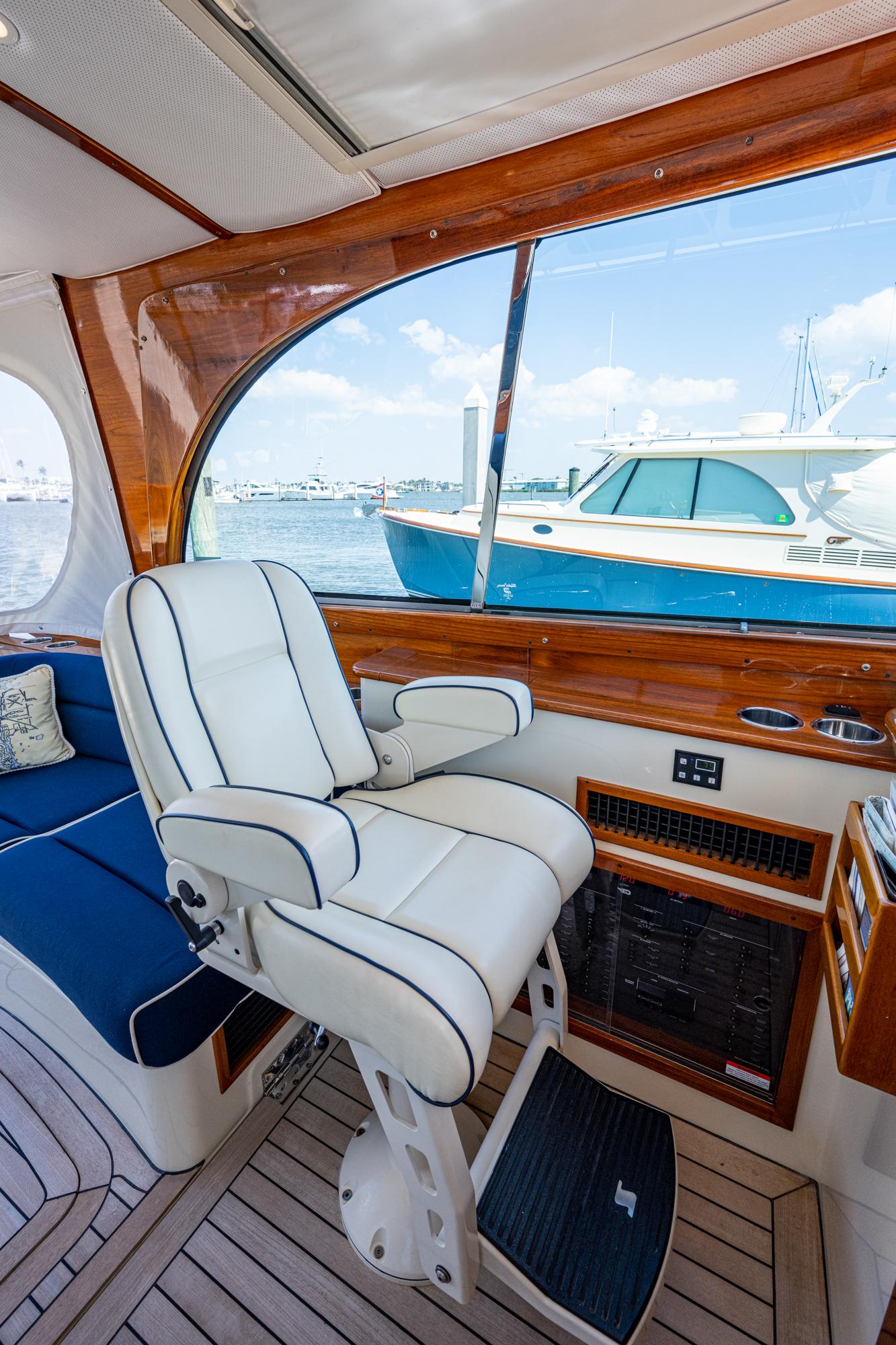 hinckley yachts naples