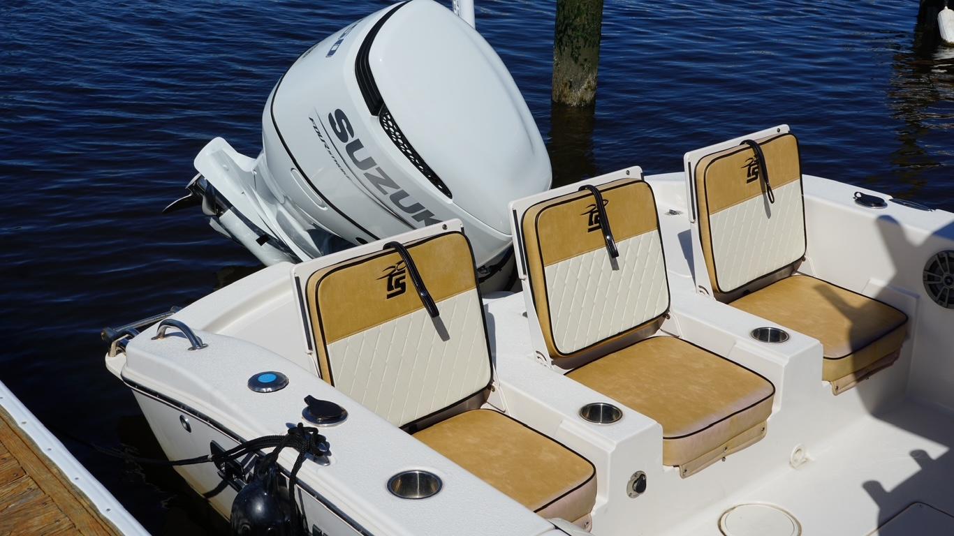 2023 Carolina Skiff 24 Ultra Elite - Image 3