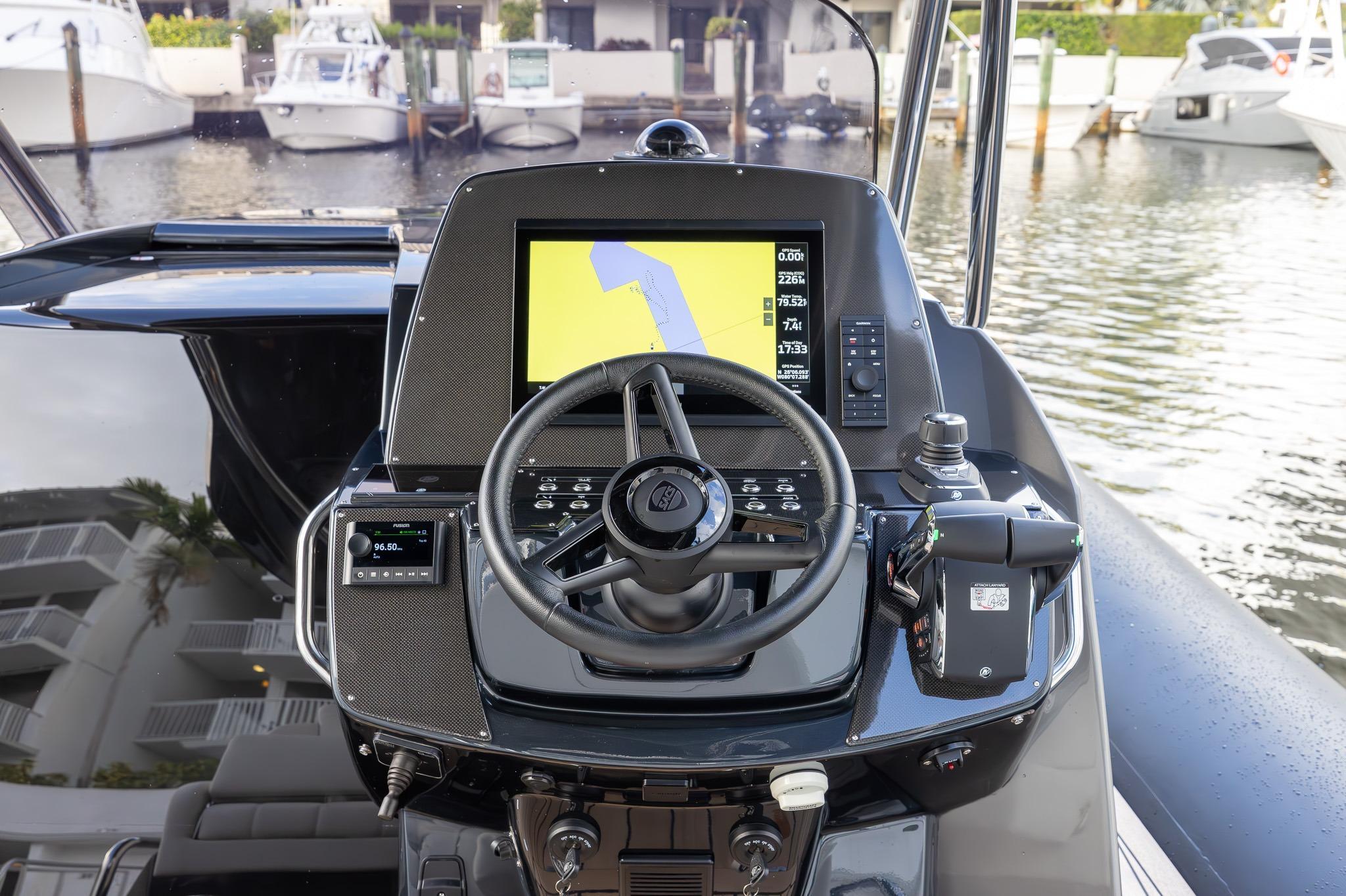 Boat image 8