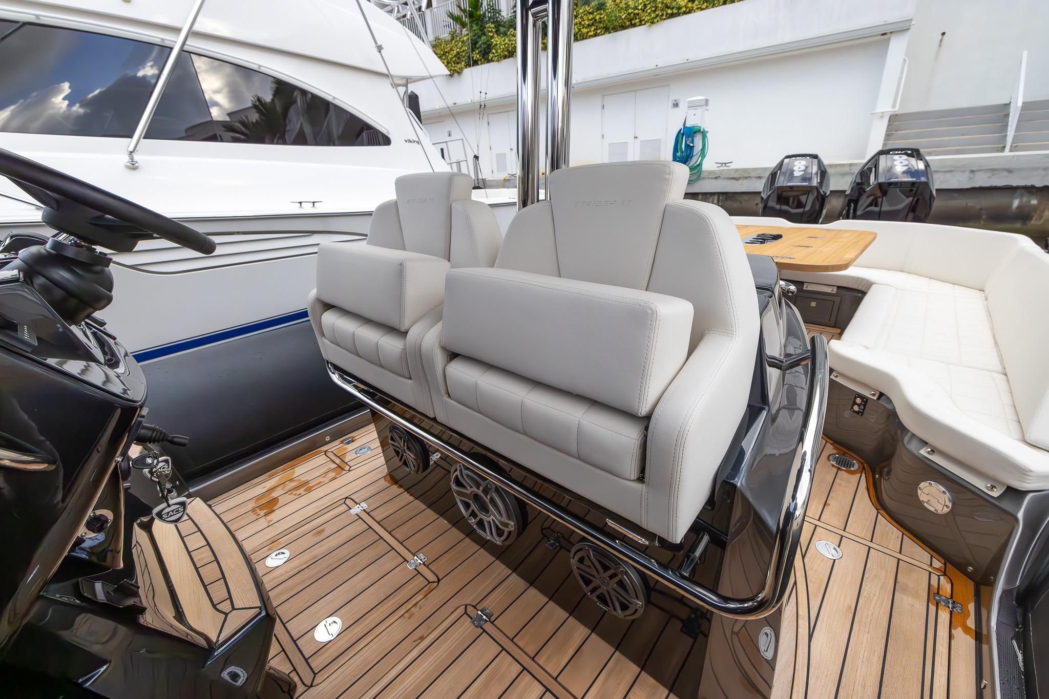 Boat image 10