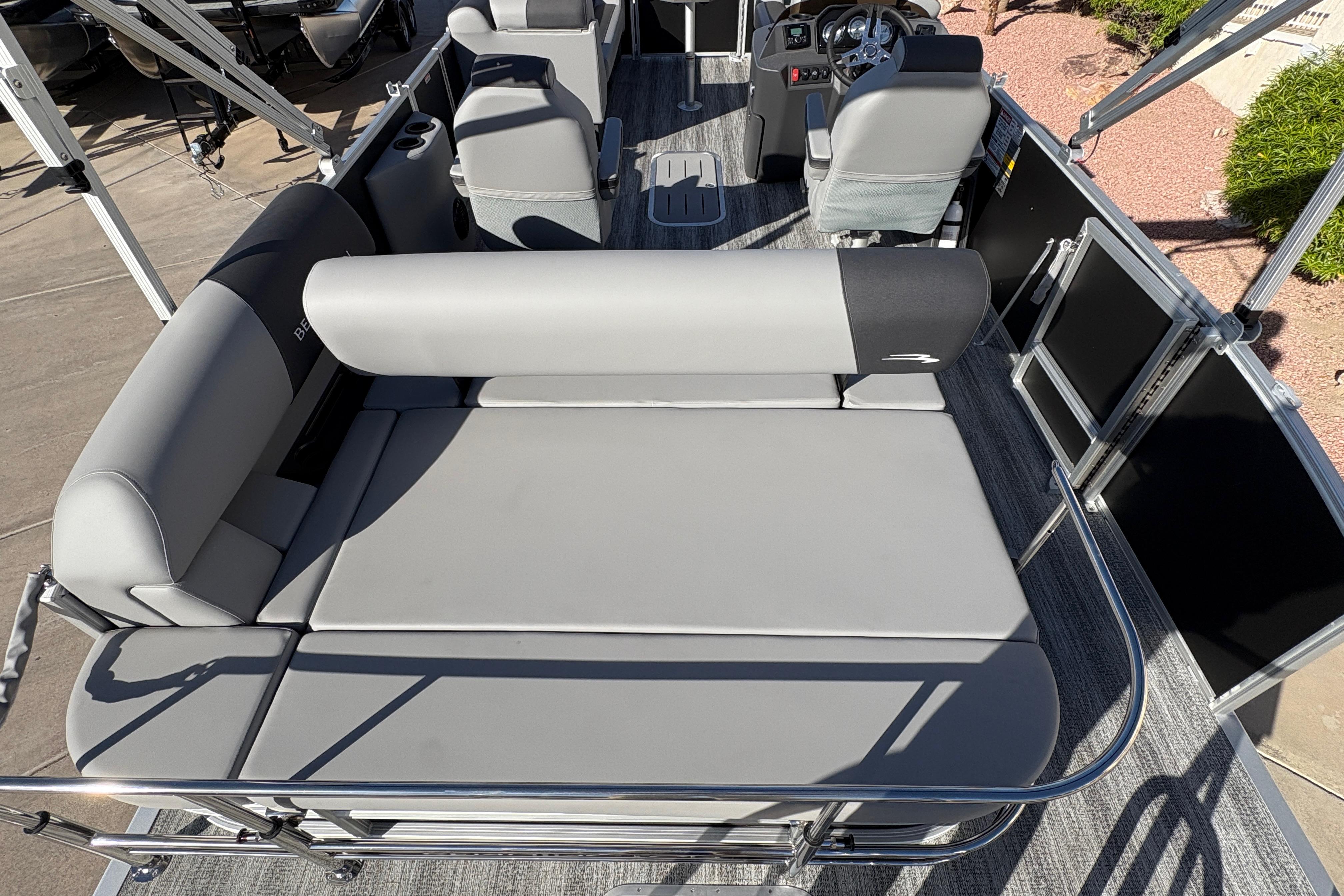2026 Bennington 21 SSB #B7969H inventory image at Sun Country Marine Group, Lake Havasu City, AZ