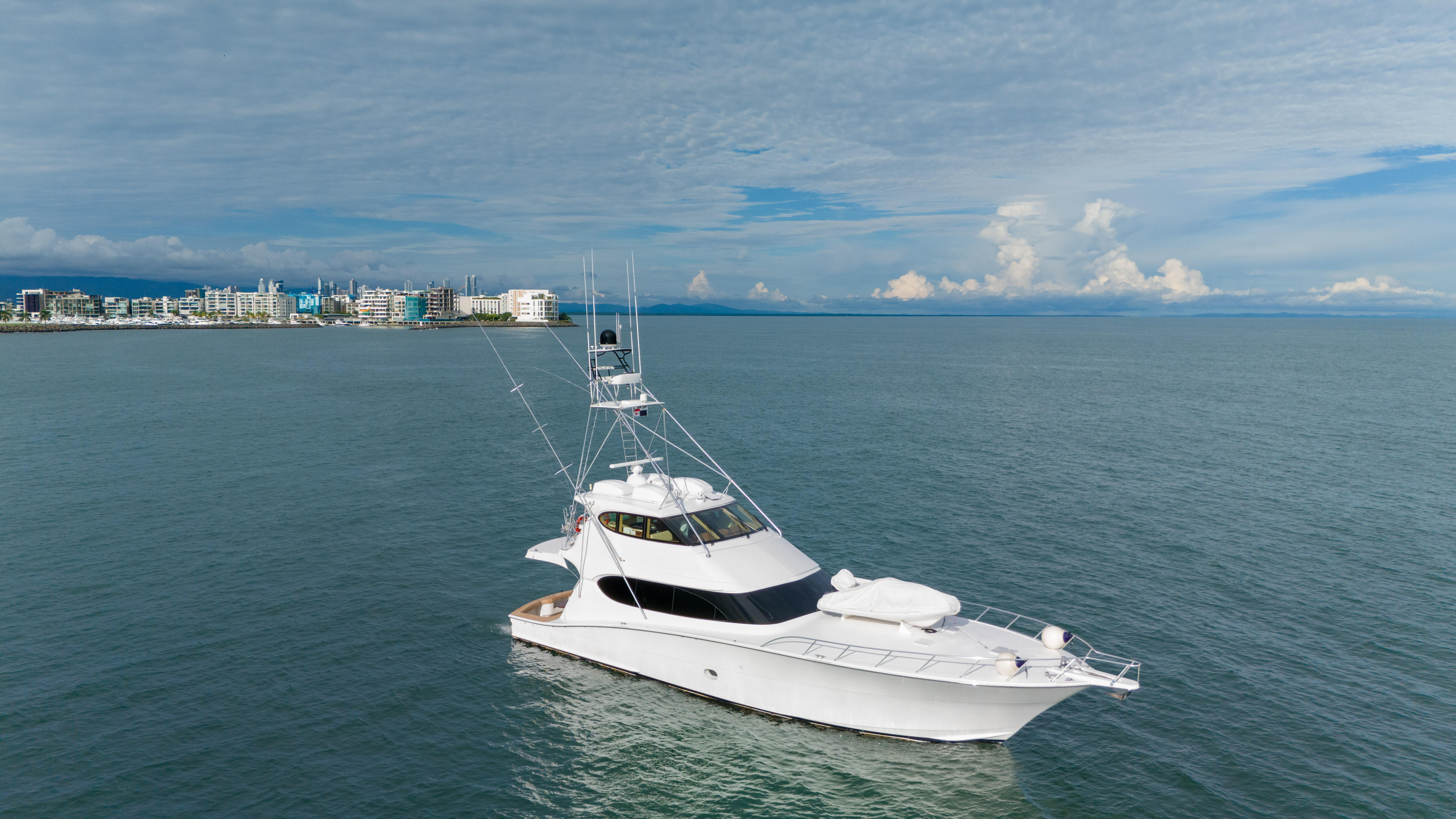 2008 Hatteras 77 ENCLOSED BRIDGE  Yacht For Sale in Panama City 