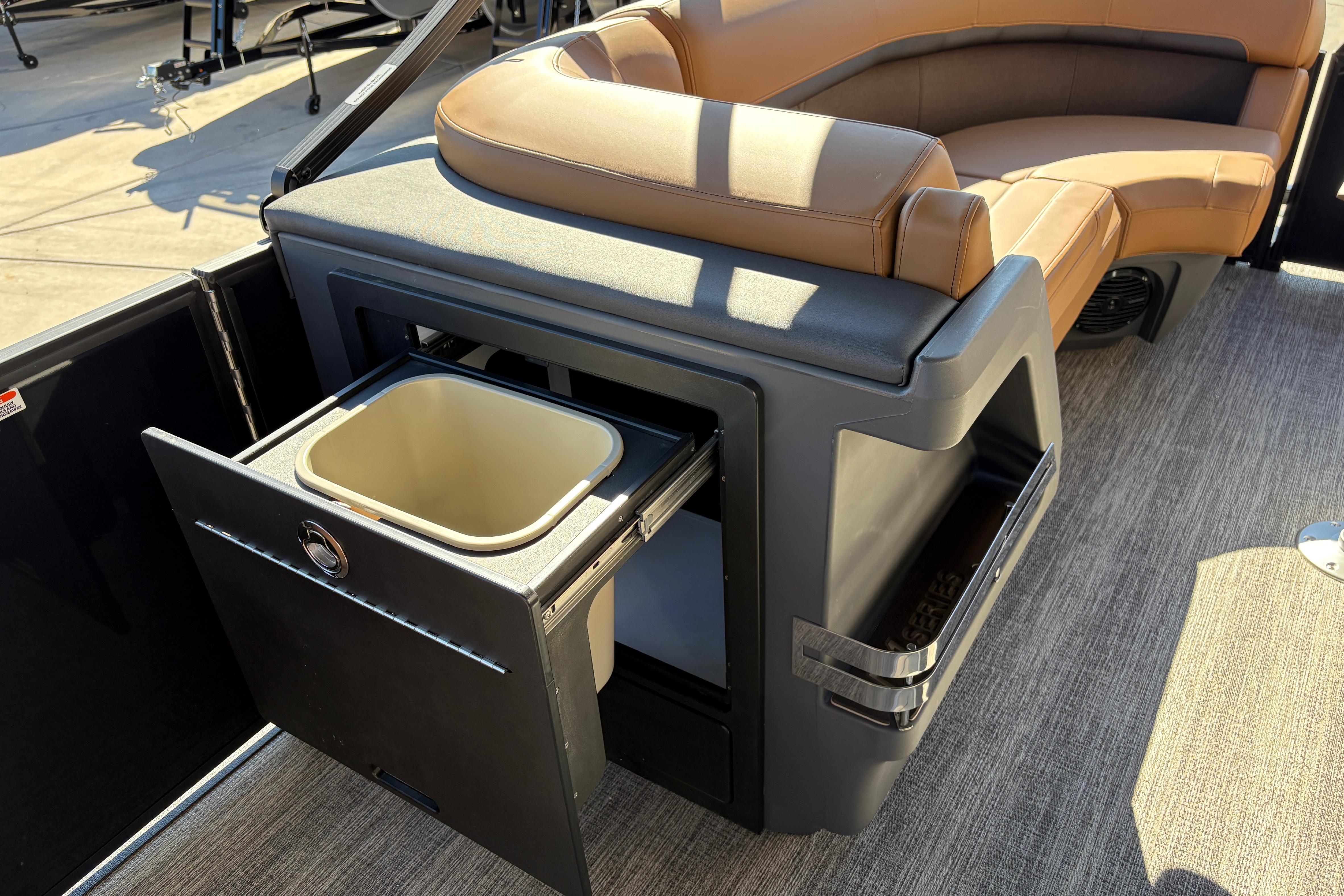 2026 Bennington 22 MSB #B7938H inventory image at Sun Country Marine Group, Lake Havasu City, AZ