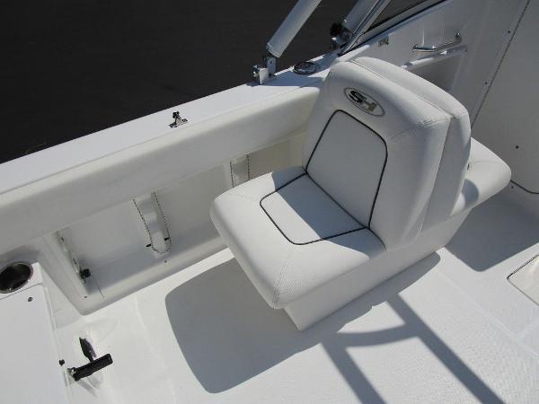 2016 Sea Hunt boat for sale, model of the boat is Escape 211 LE & Image # 20 of 52