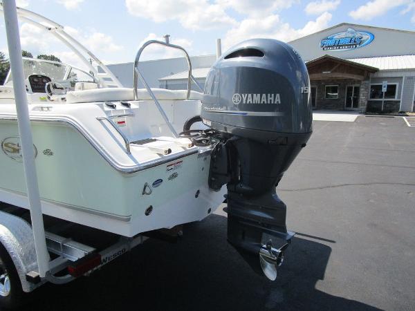 2016 Sea Hunt boat for sale, model of the boat is Escape 211 LE & Image # 50 of 52