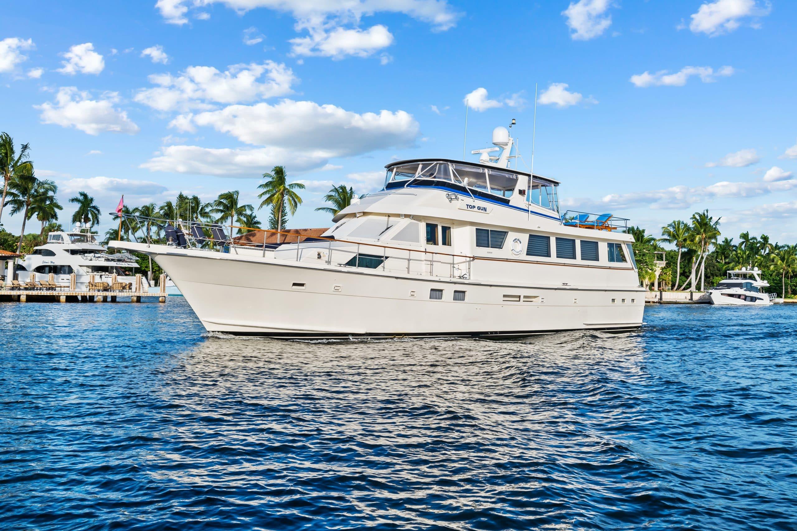 1989 Hatteras 70 motor yacht