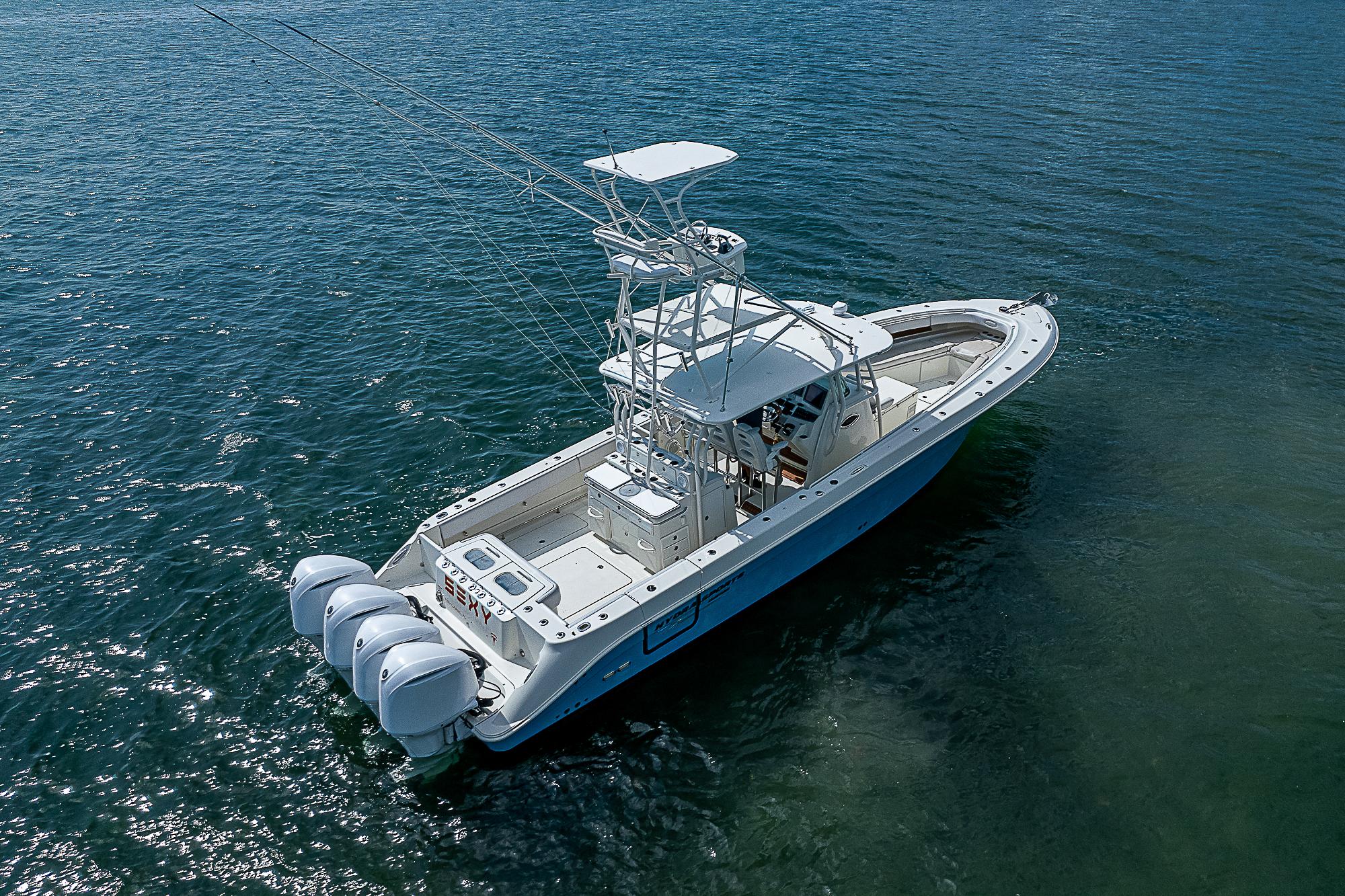 Hydra-Sports 42 - Exterior Profile