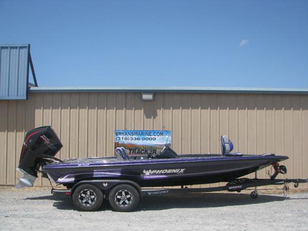 2021 Phoenix boat for sale, model of the boat is 721 Pro XP & Image # 1 of 24