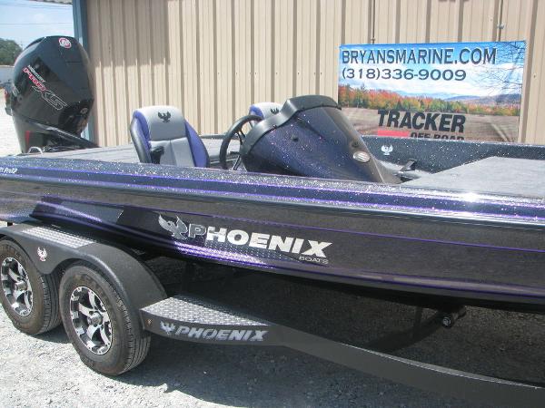 2021 Phoenix boat for sale, model of the boat is 721 Pro XP & Image # 6 of 24
