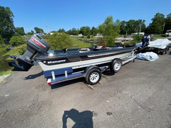 1988 Ranger Boats boat for sale, model of the boat is 18 Fisher & Image # 12 of 13