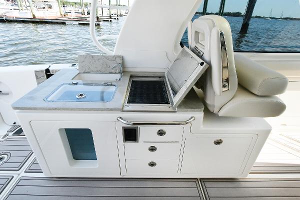 38' Boston Whaler, Listing Number 100913867, - Photo No. 19
