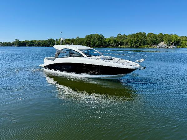 2025 Beneteau Gran Turismo 36