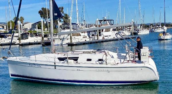 2005 Hunter 31