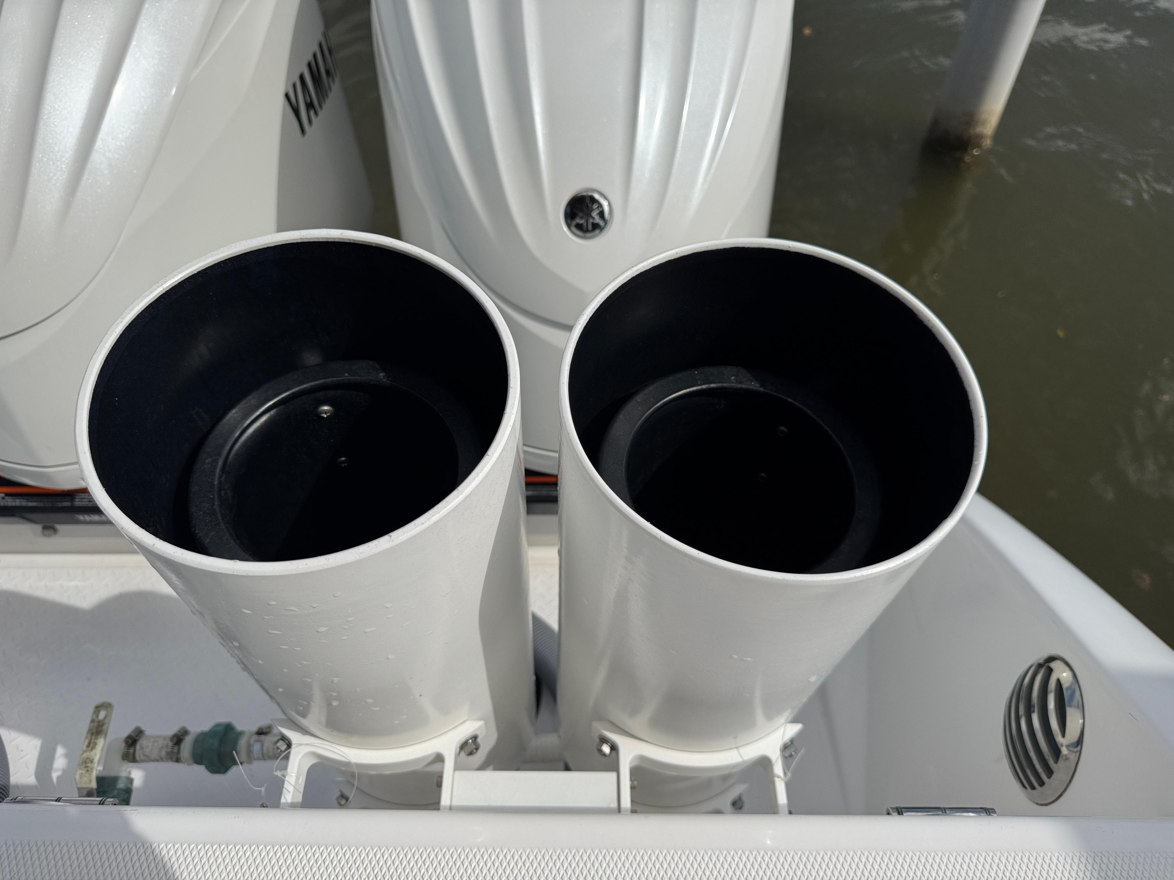 2016-everglades-435-center-console-power-9758579-20250421075219934-1_XLARGE