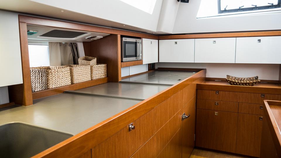 Yacht Photos Pics