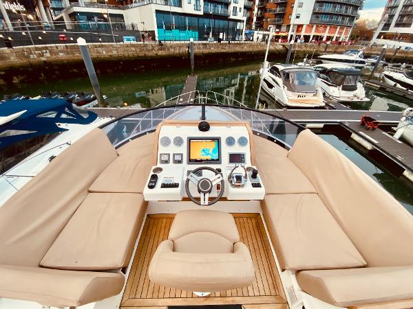 2010 Sealine F46