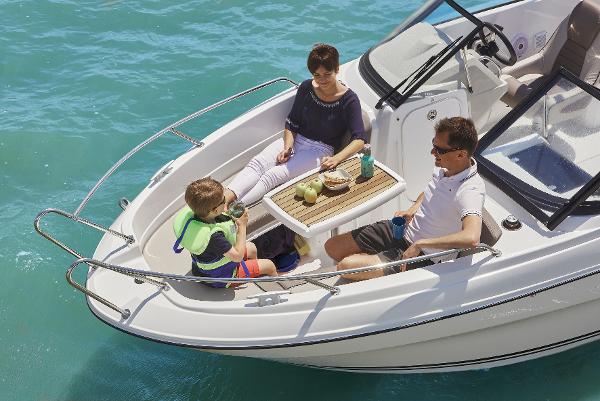 Jeanneau Cap Camatat 6.5BR