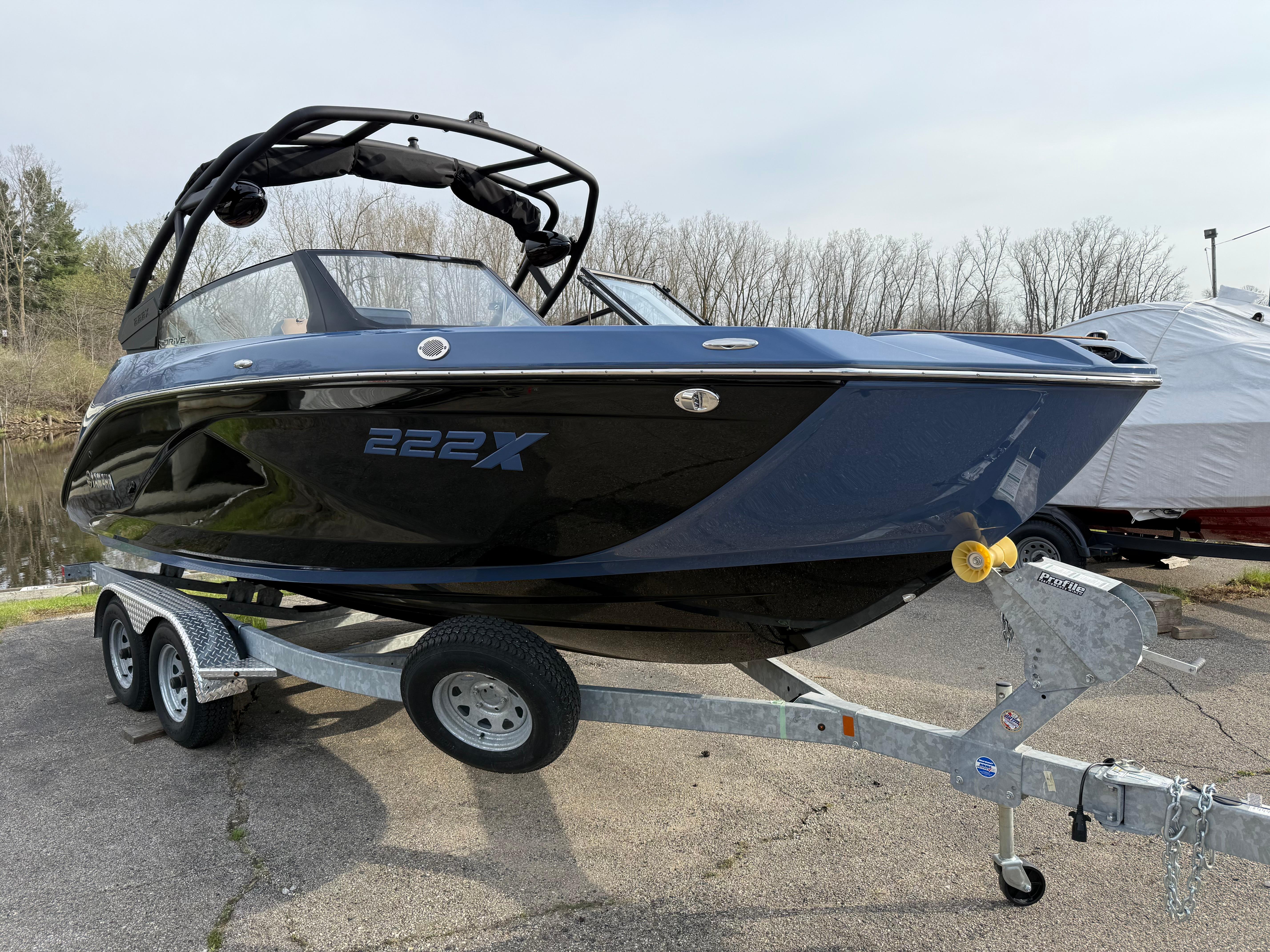 2024 Yamaha Boats 222XD Gallery