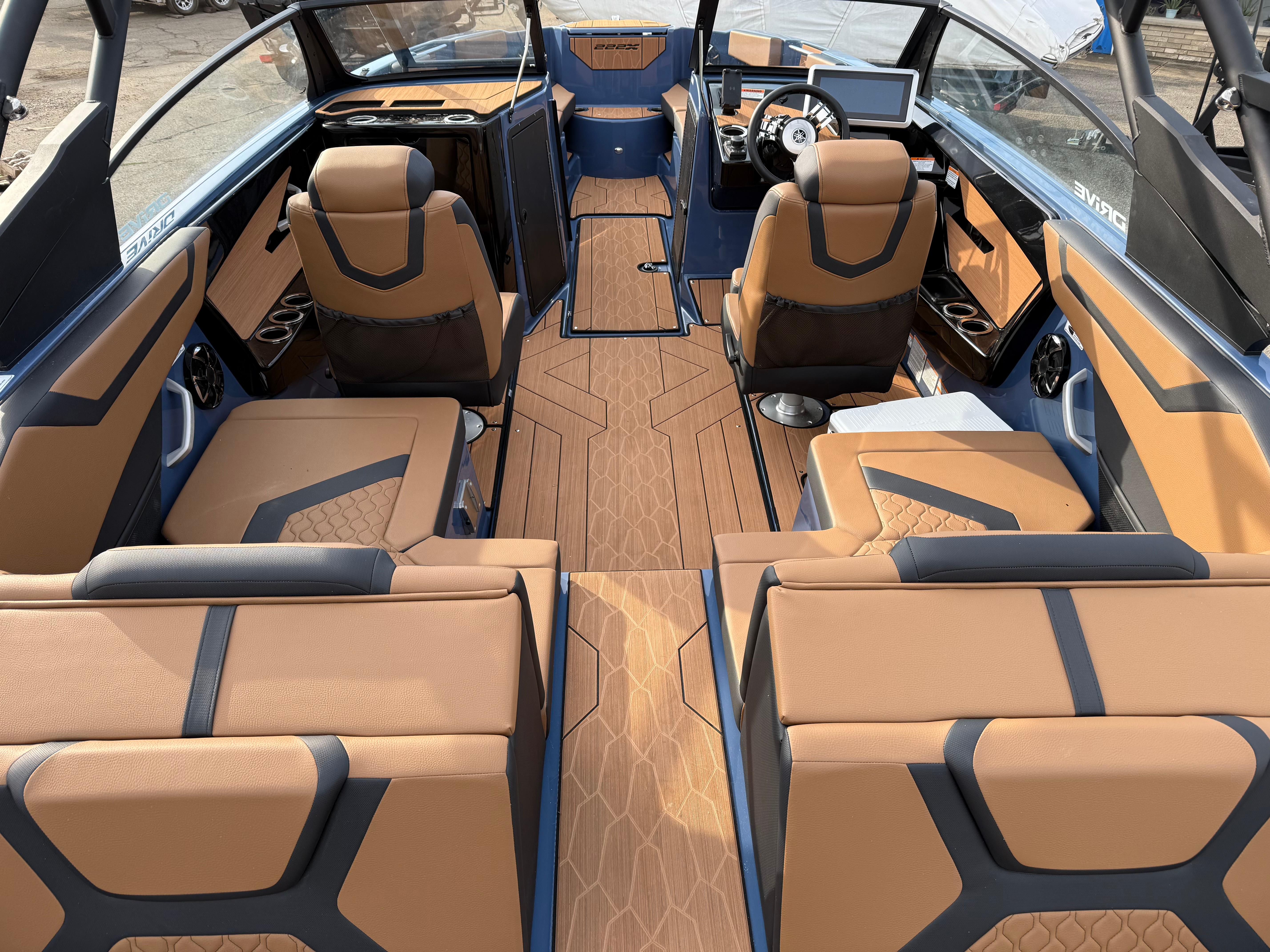 2024 Yamaha Boats 222XD Gallery