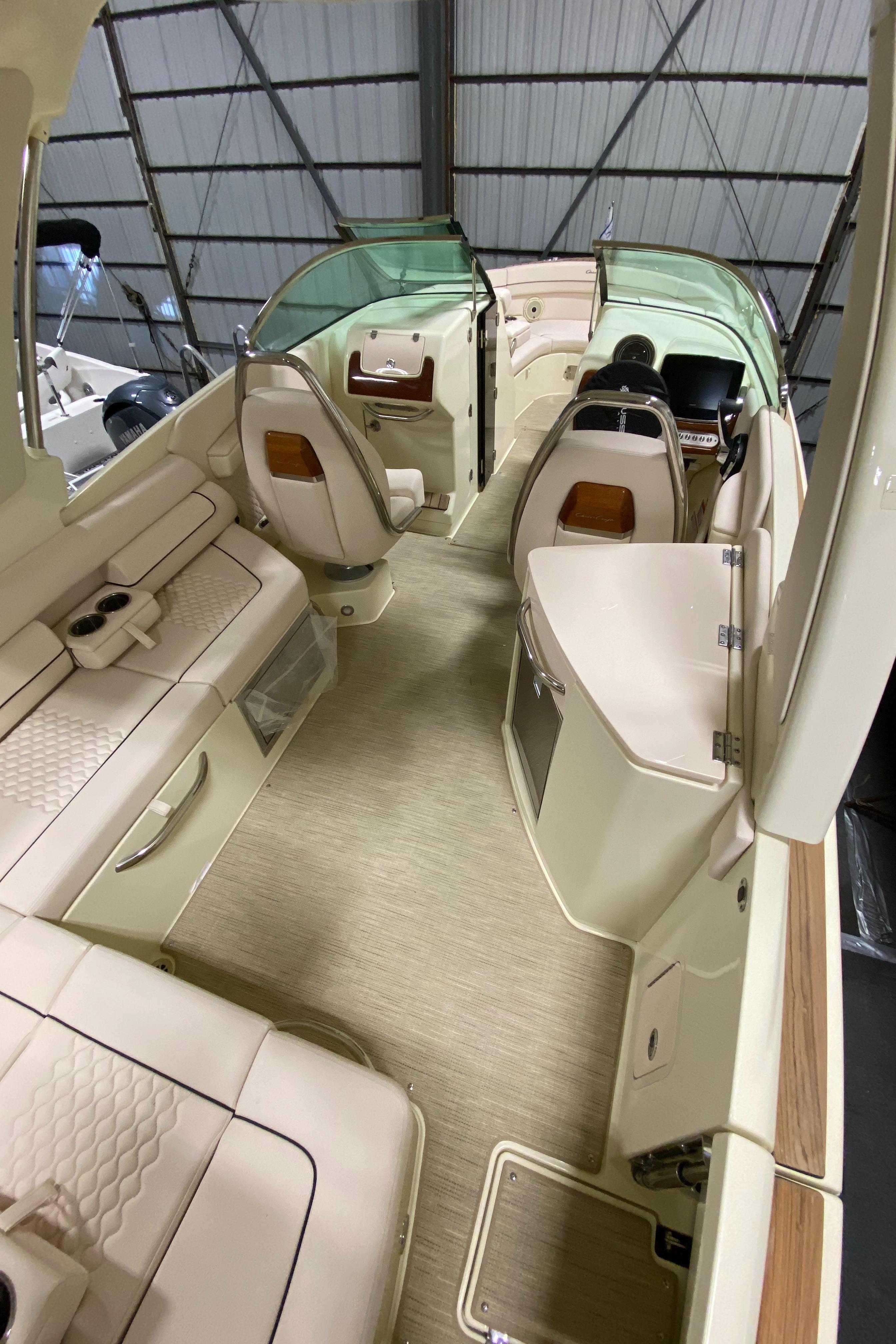 2025 Chris-Craft Launch 28 GT-8