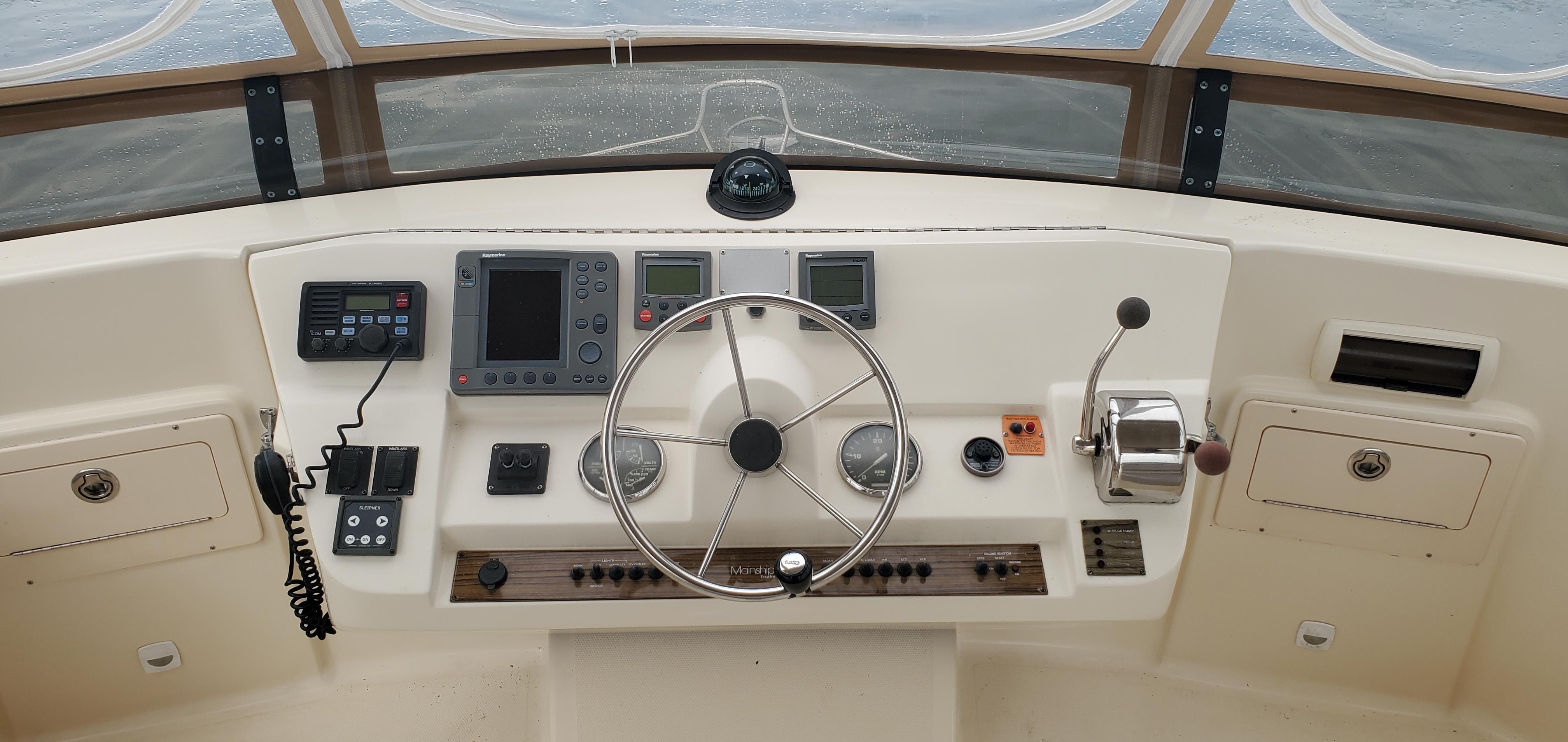 2004-mainship-400-trawler-power-9858591-20250702090451979-1
