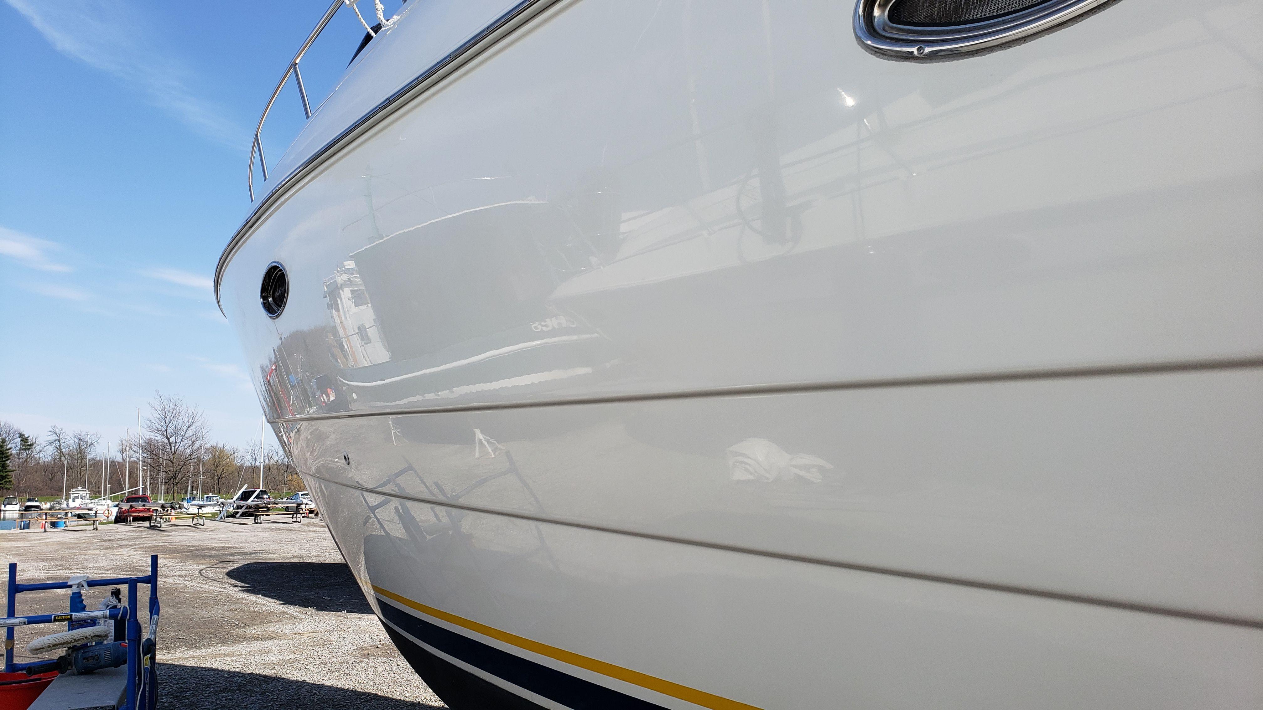 2003-cruisers-yachts-3772-express-power-9798594-20250518184643983-1_XLARGE