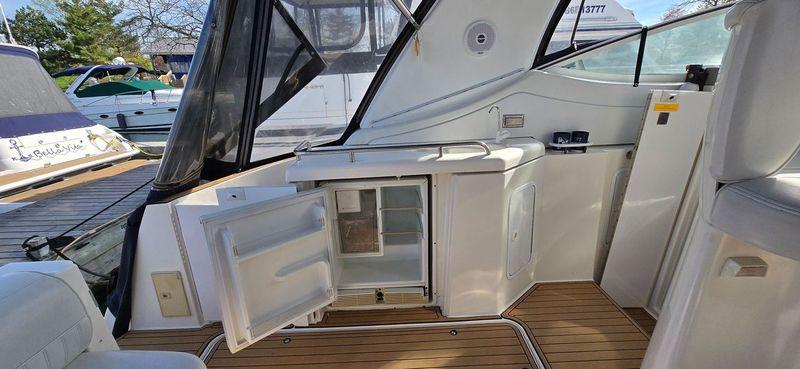 2003-cruisers-yachts-3772-express-power-9798594-20250518184645474-1_XLARGE