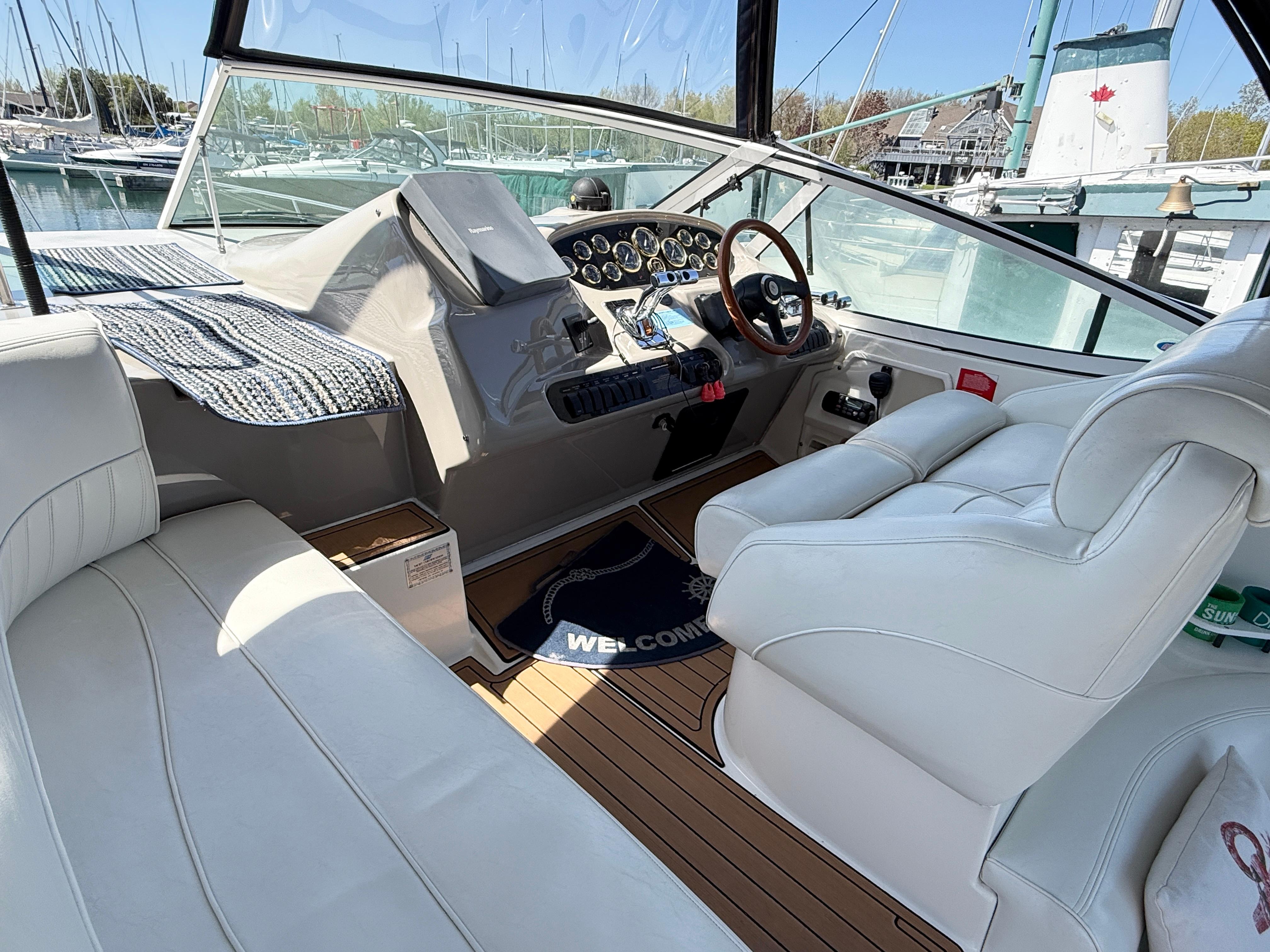 2003-cruisers-yachts-3772-express-power-9798594-20250518184715176-1_XLARGE