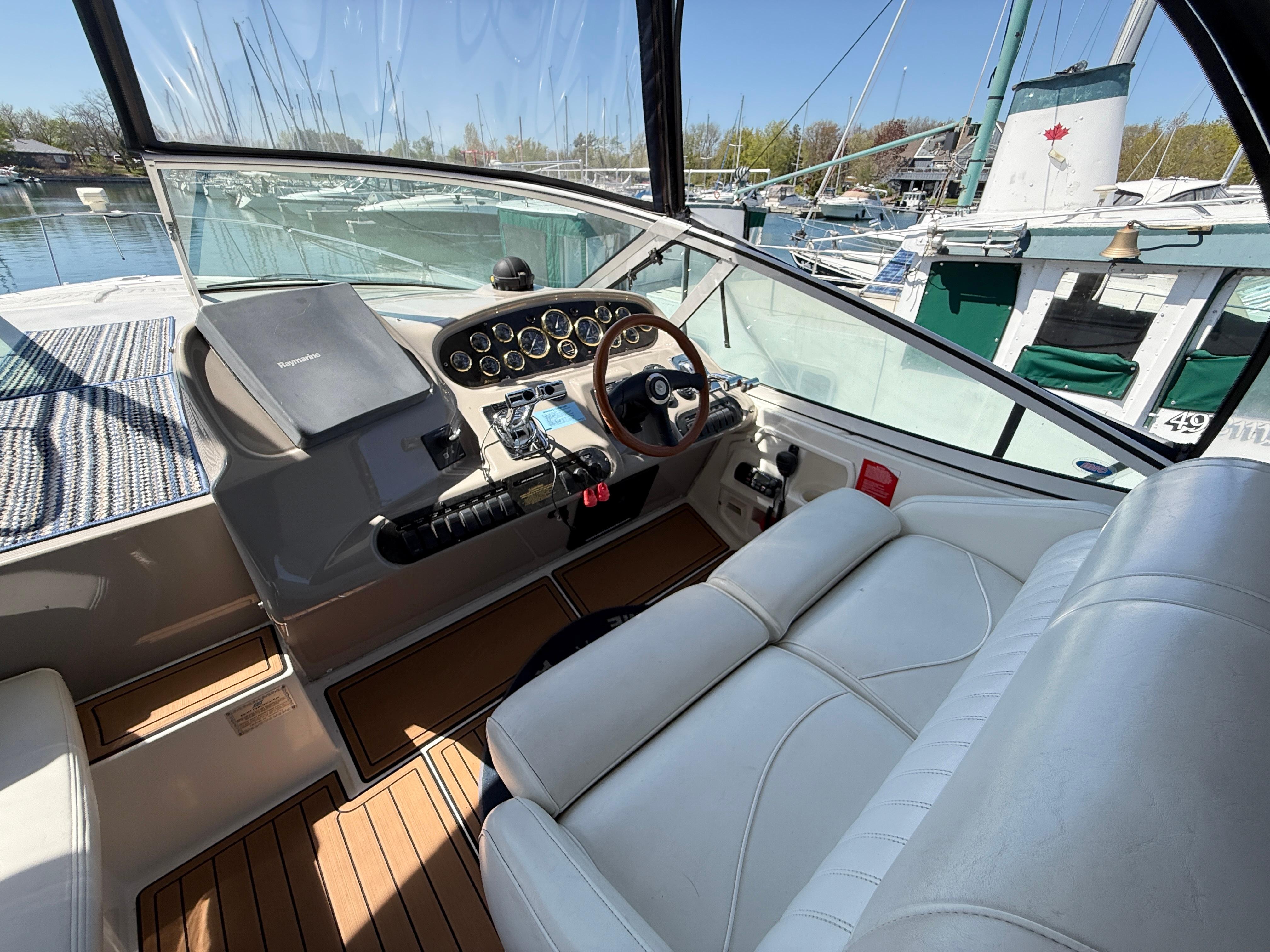 2003-cruisers-yachts-3772-express-power-9798594-20250518184725412-1_XLARGE