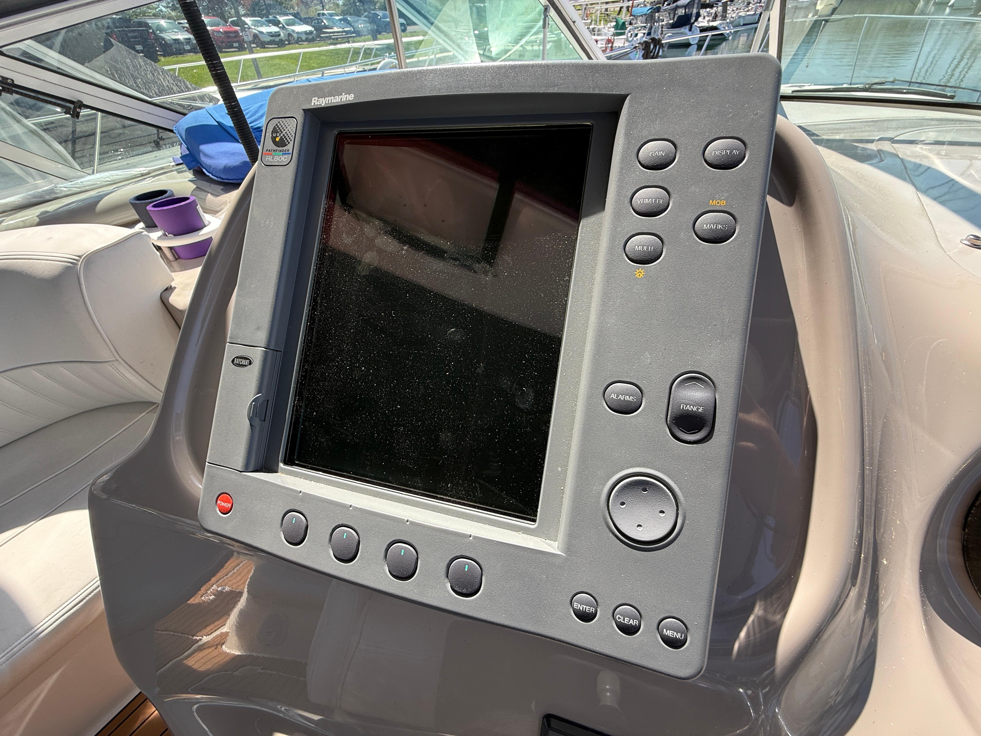 2003-cruisers-yachts-3772-express-power-9798594-20250518184736193-1_XLARGE