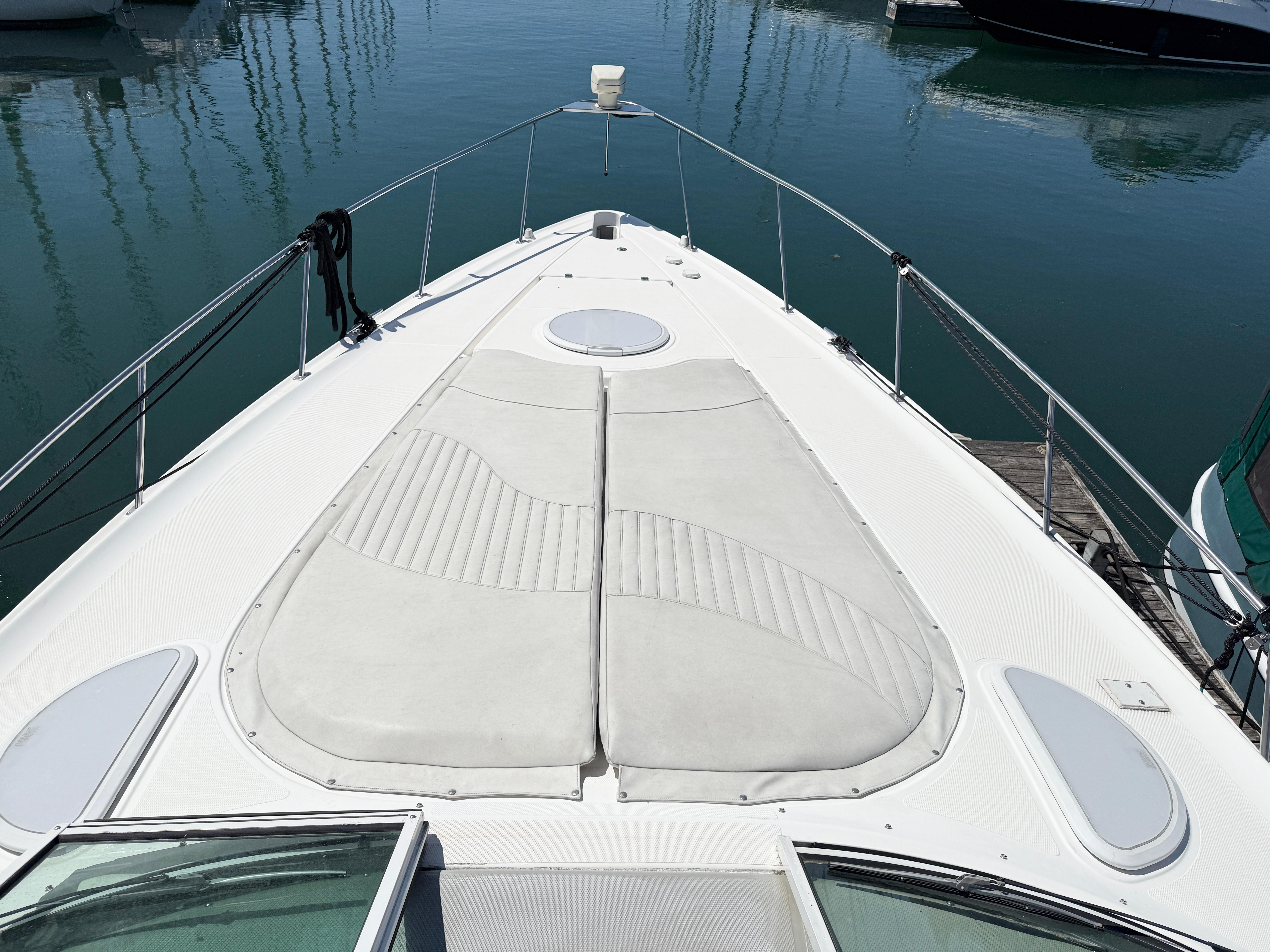 2003-cruisers-yachts-3772-express-power-9798594-20250518184742842-1_XLARGE