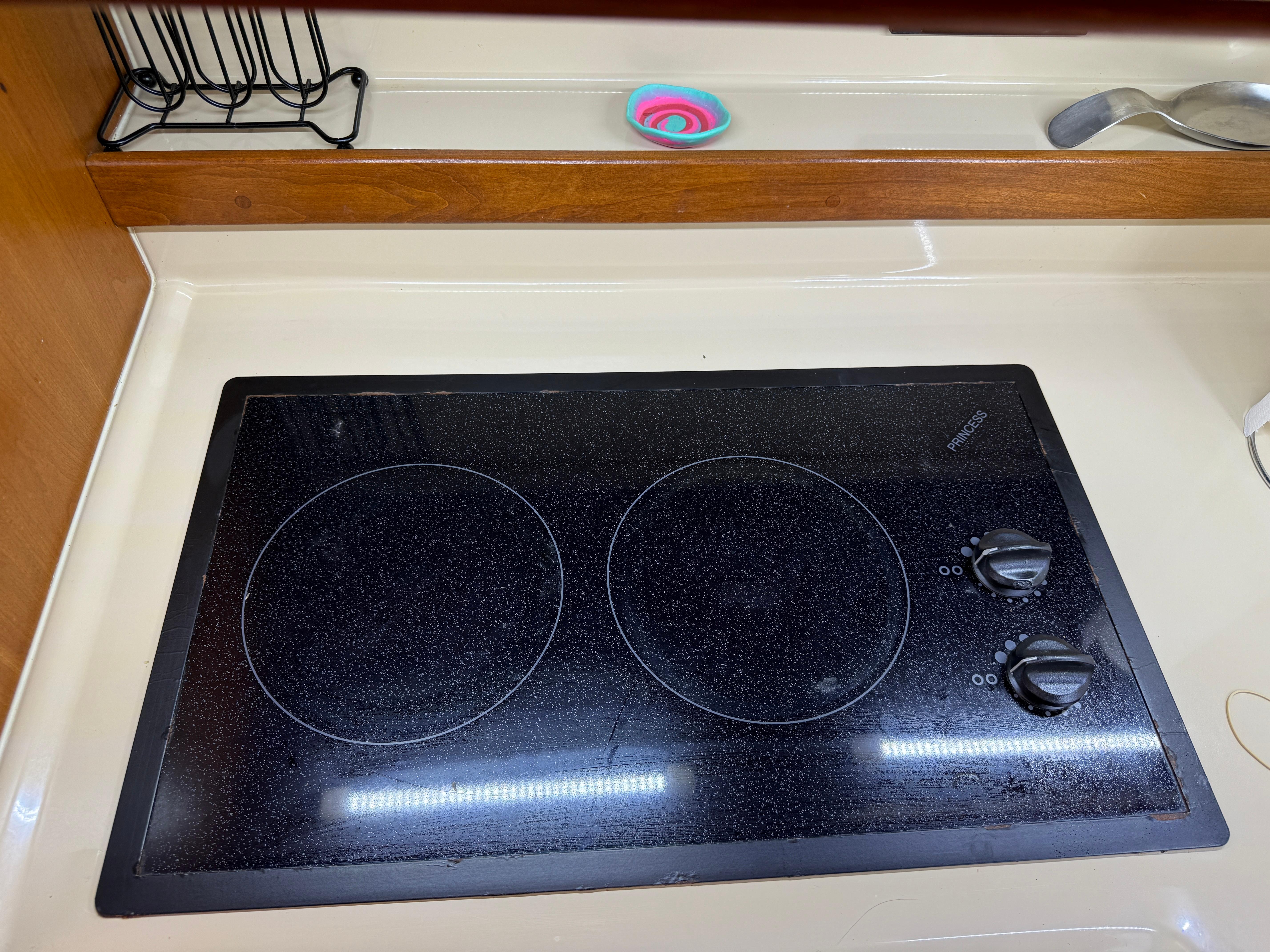 2003-cruisers-yachts-3772-express-power-9798594-20250518184804590-1_XLARGE