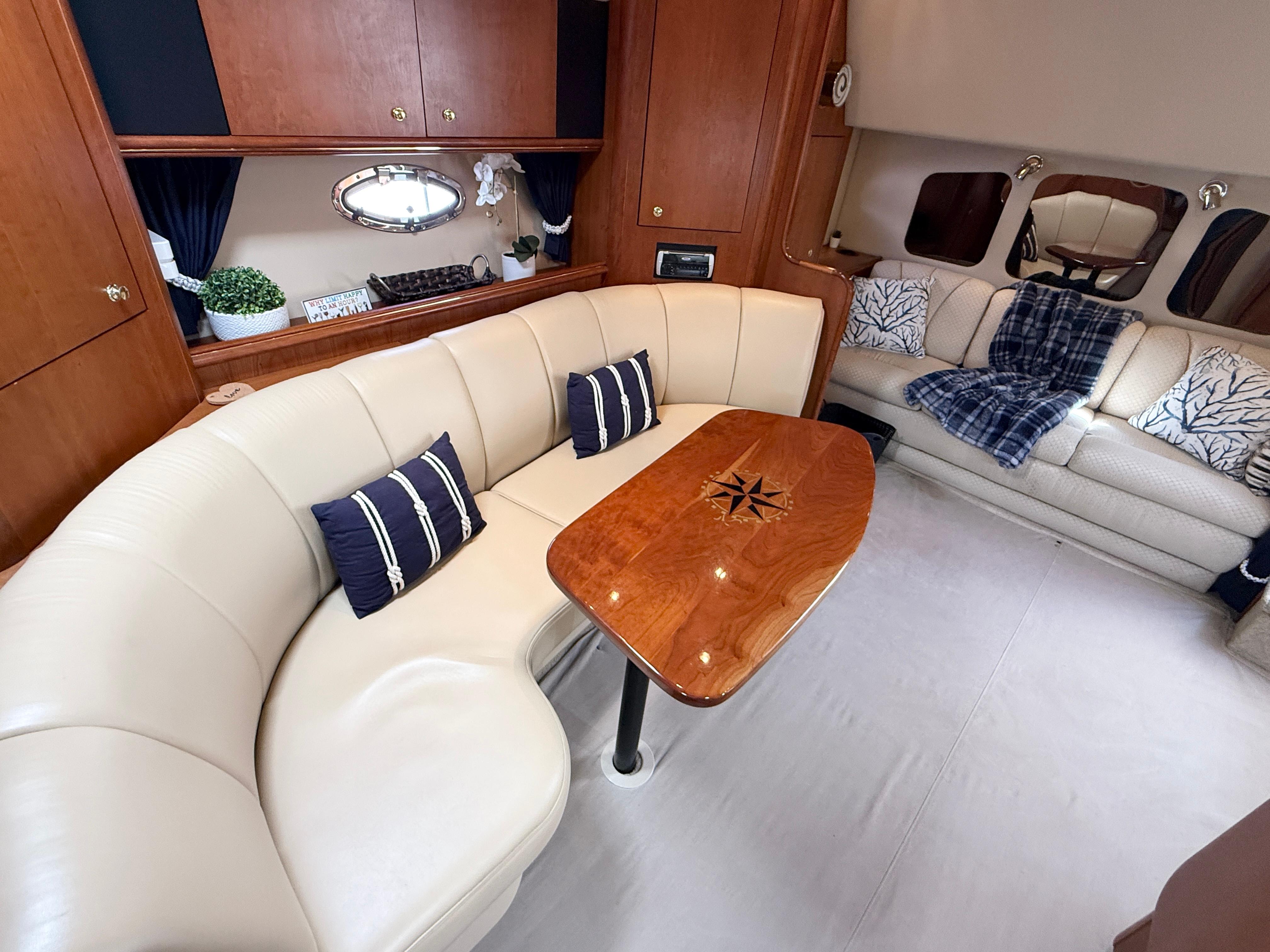 2003-cruisers-yachts-3772-express-power-9798594-20250518184812969-1_XLARGE