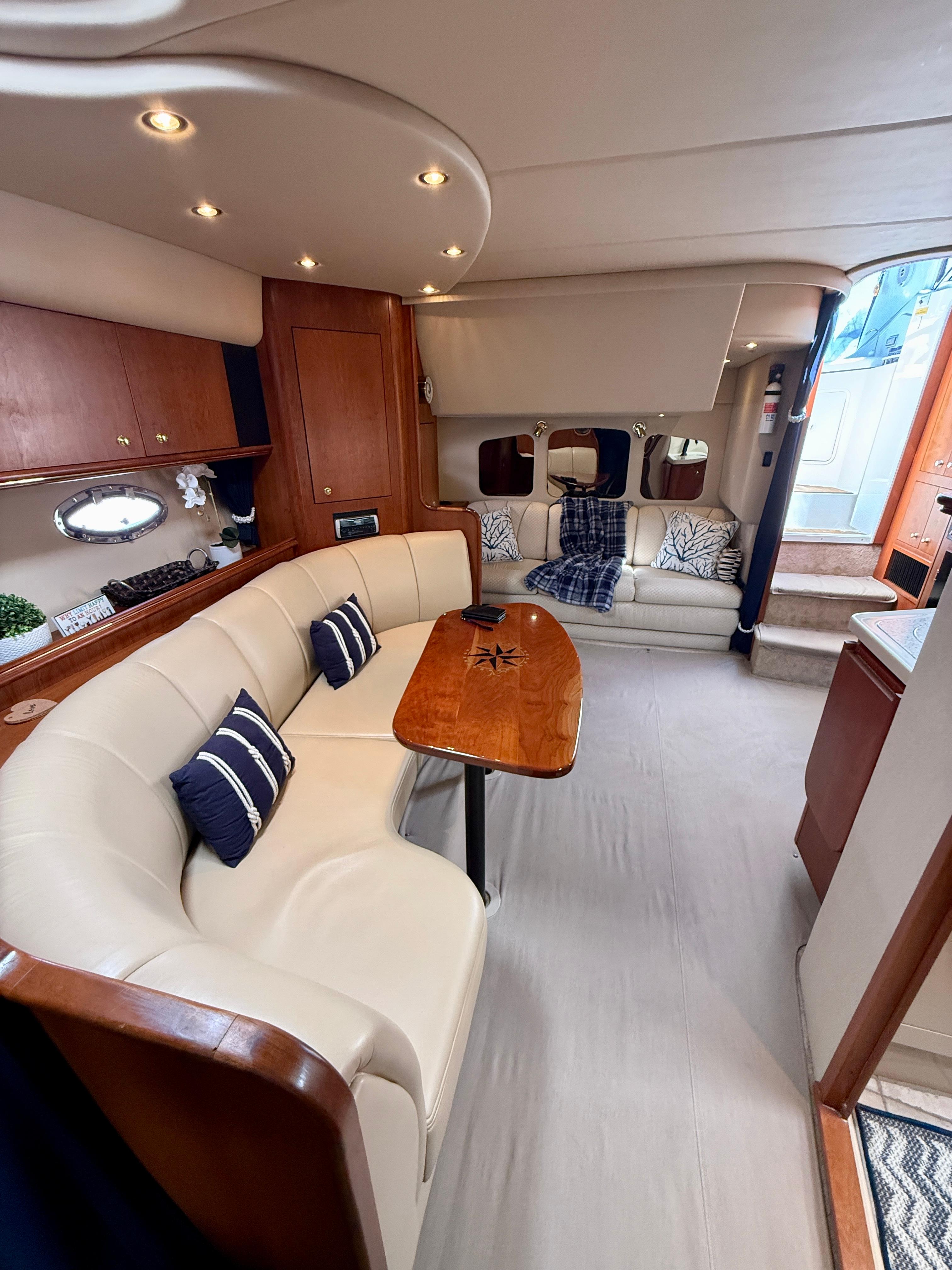 2003-cruisers-yachts-3772-express-power-9798594-20250518184835958-1_XLARGE
