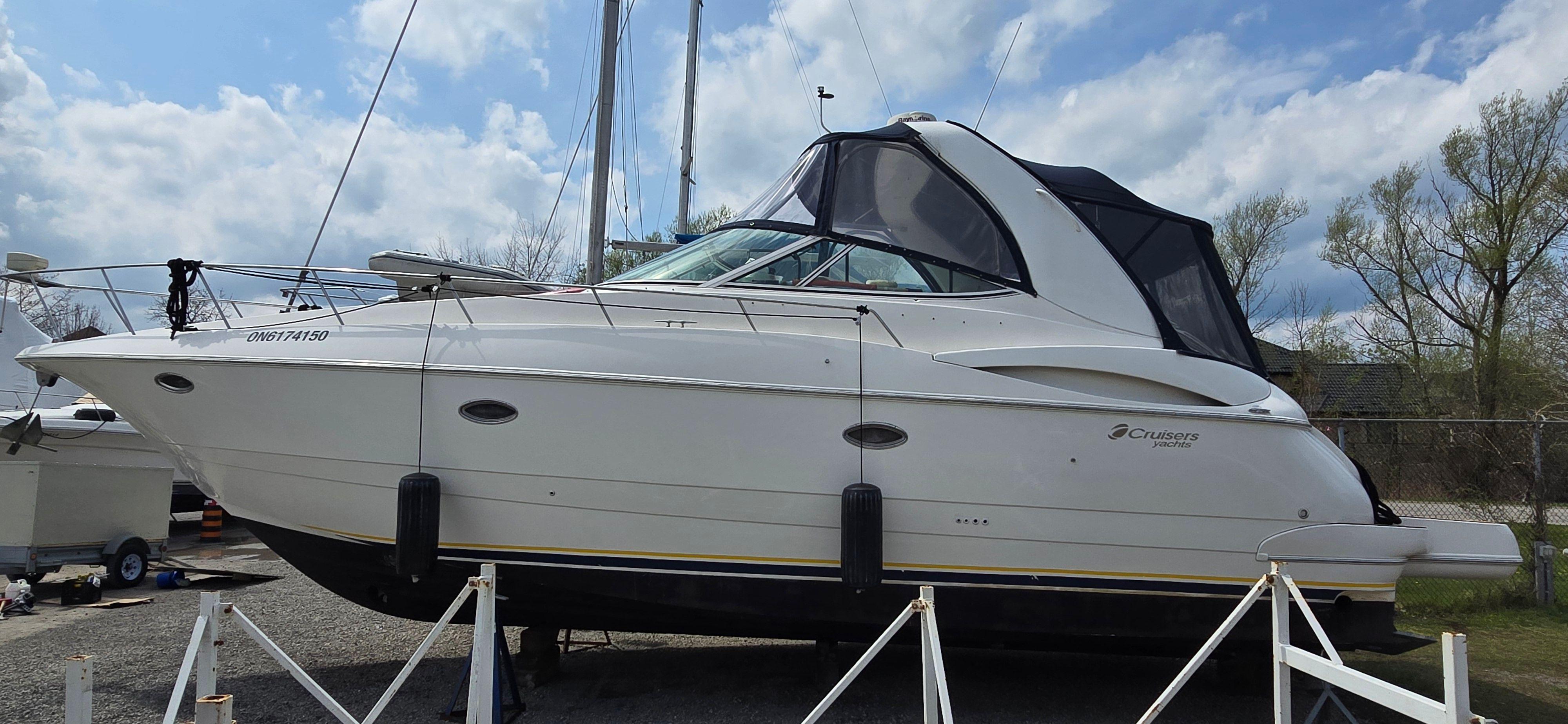 2003-cruisers-yachts-3772-express-power-9798594-20250518184842578-1_XLARGE