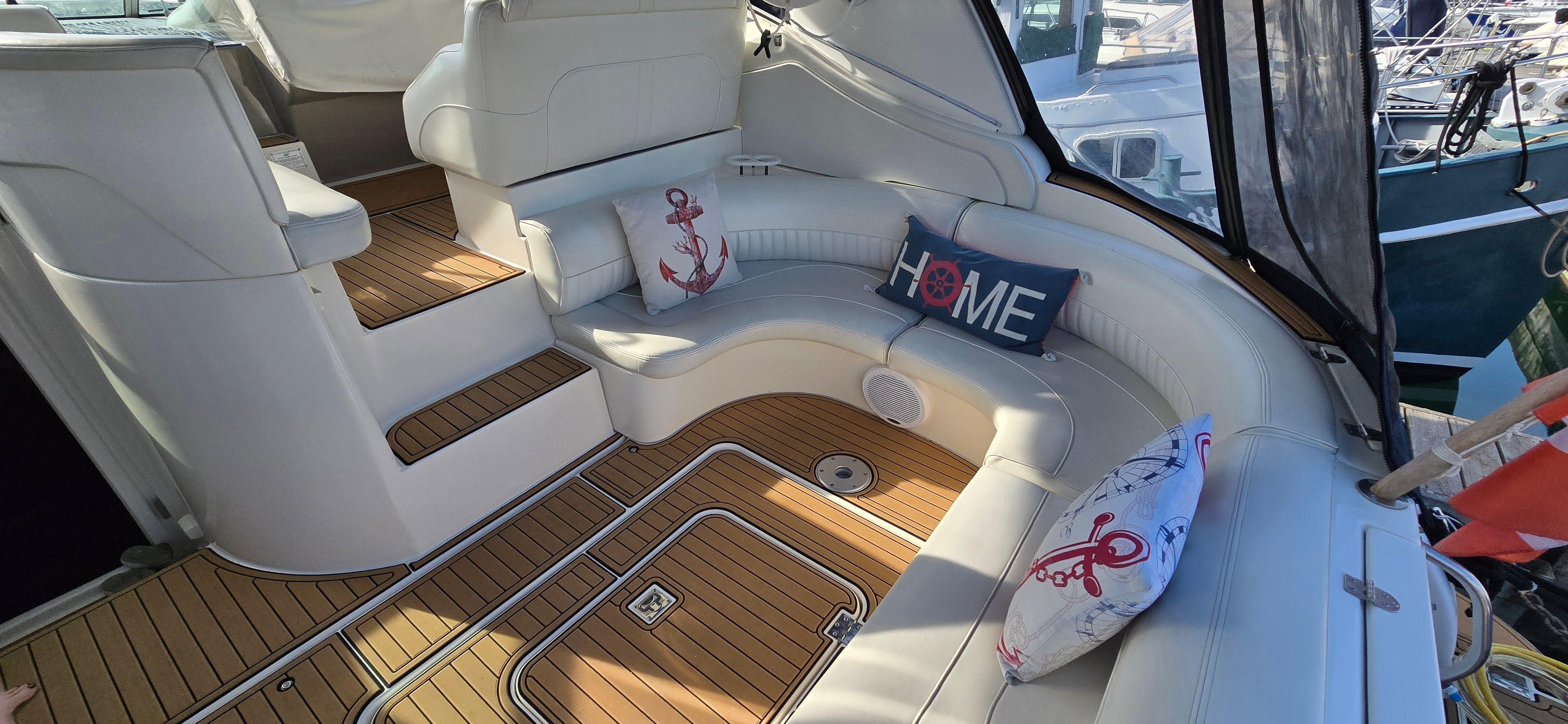 2003-cruisers-yachts-3772-express-power-9798594-20250518184844685-1_XLARGE