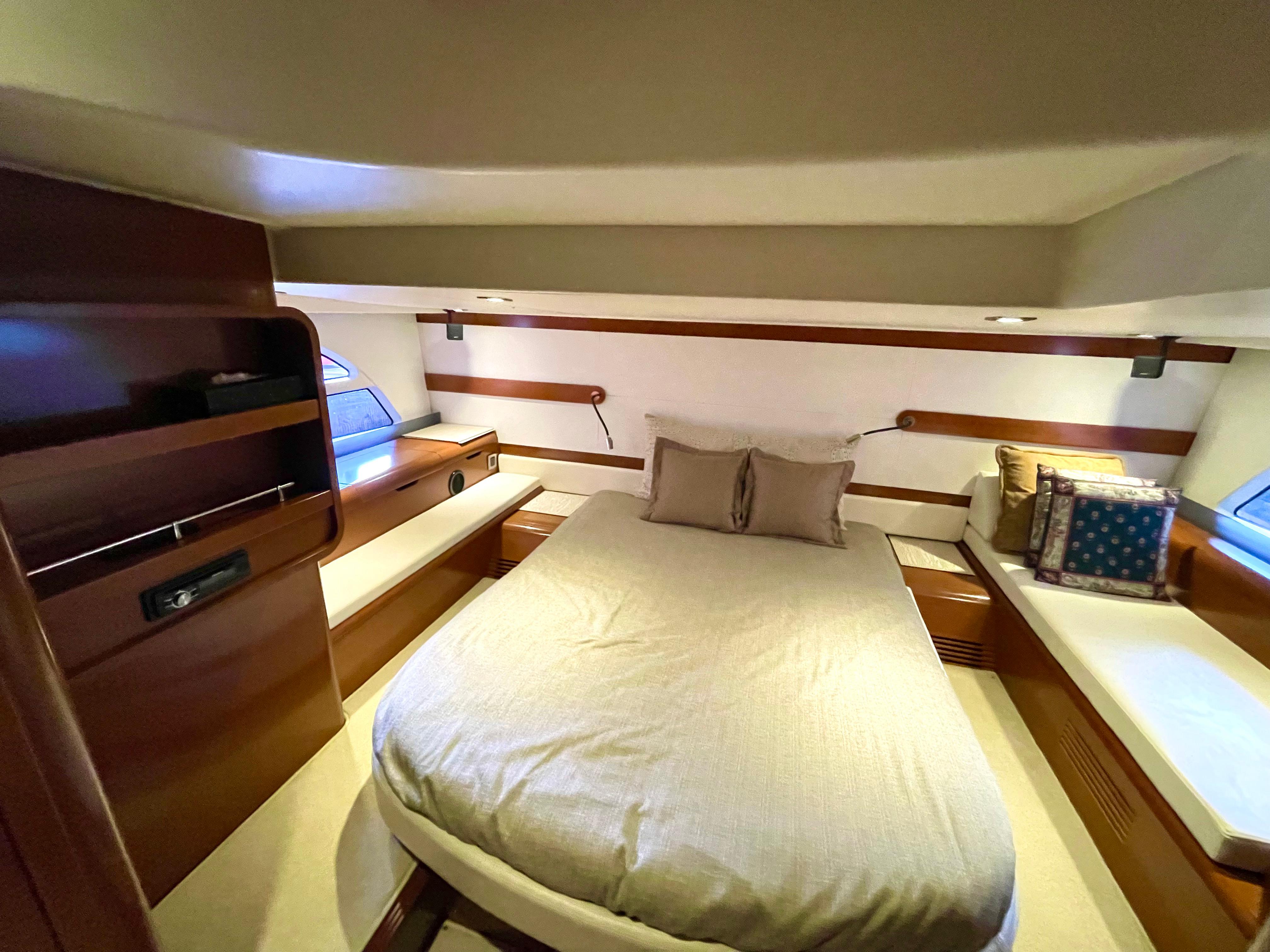 Yacht Photos Pics