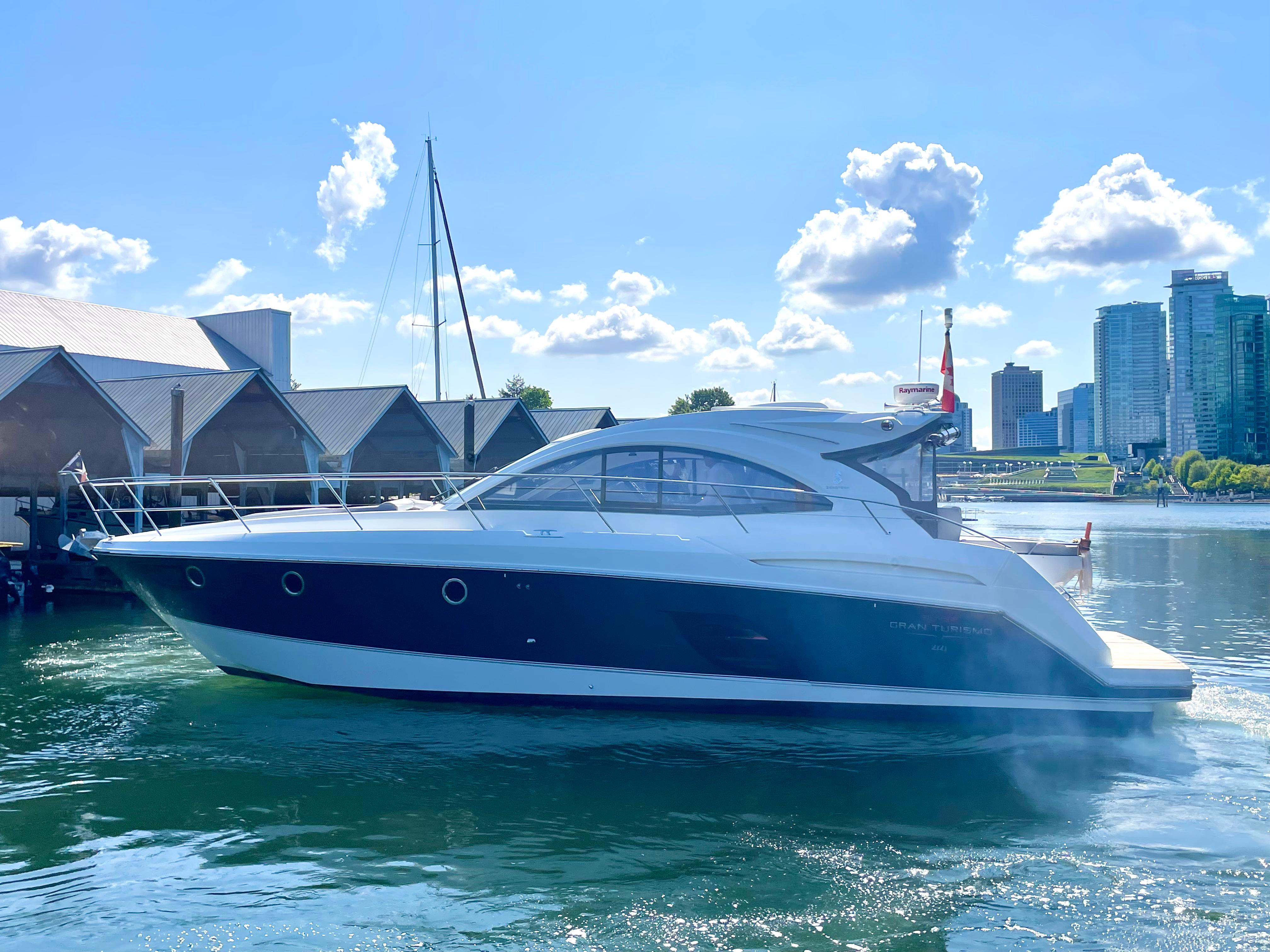 44' Beneteau 2012